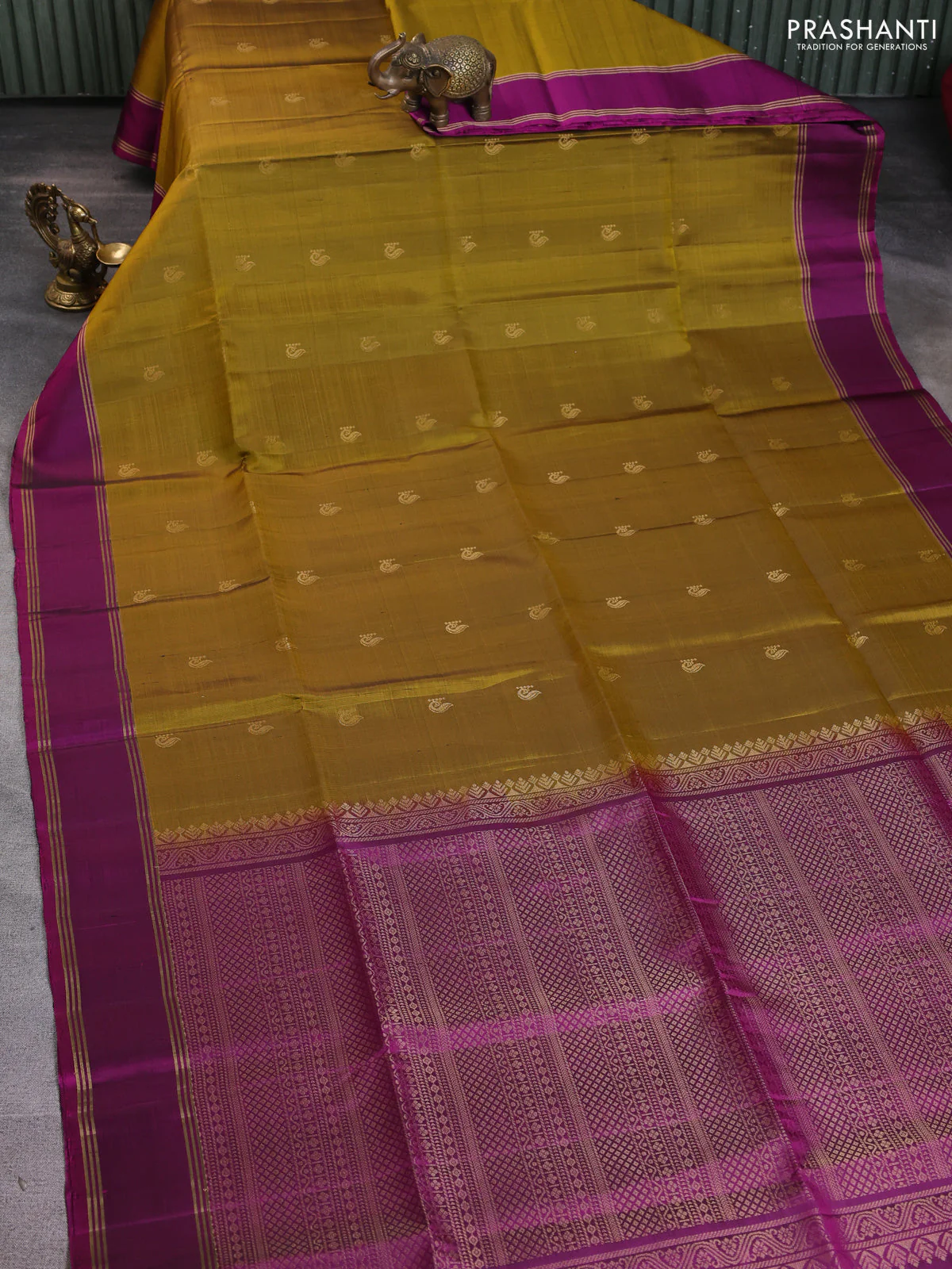 Pure soft silk saree mehendi green and purple with zari woven buttas and rettapet zari woven border - Image 2