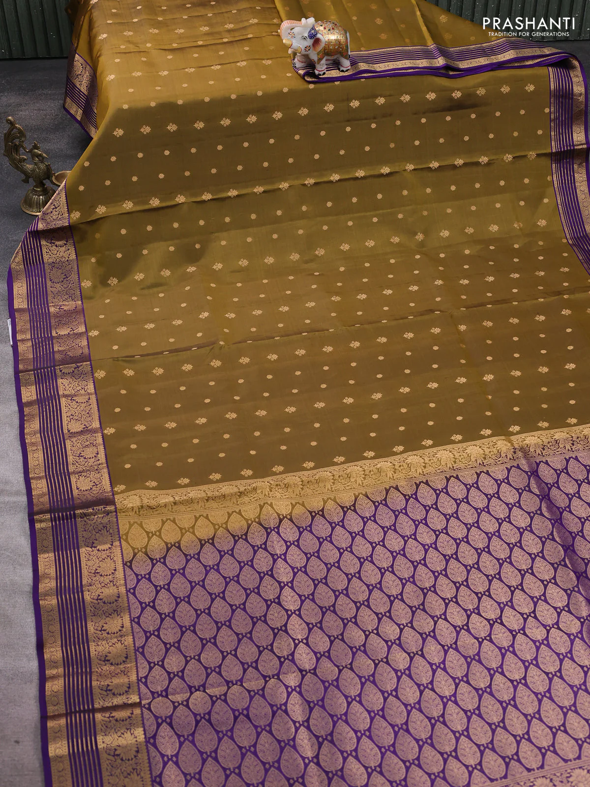 Pure soft silk saree mehendi green and violet with allover zari woven buttas and floral zari woven border - Image 2