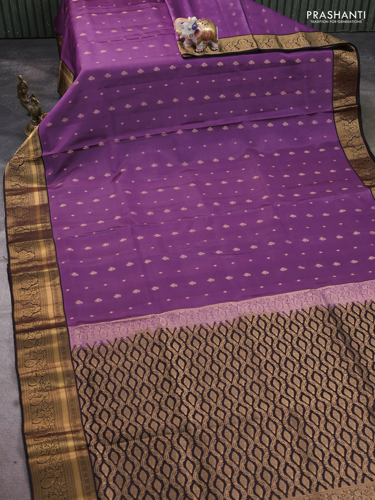Pure soft silk saree pastel purple and coffee brown with allover zari woven buttas and rich zari woven border - Image 2