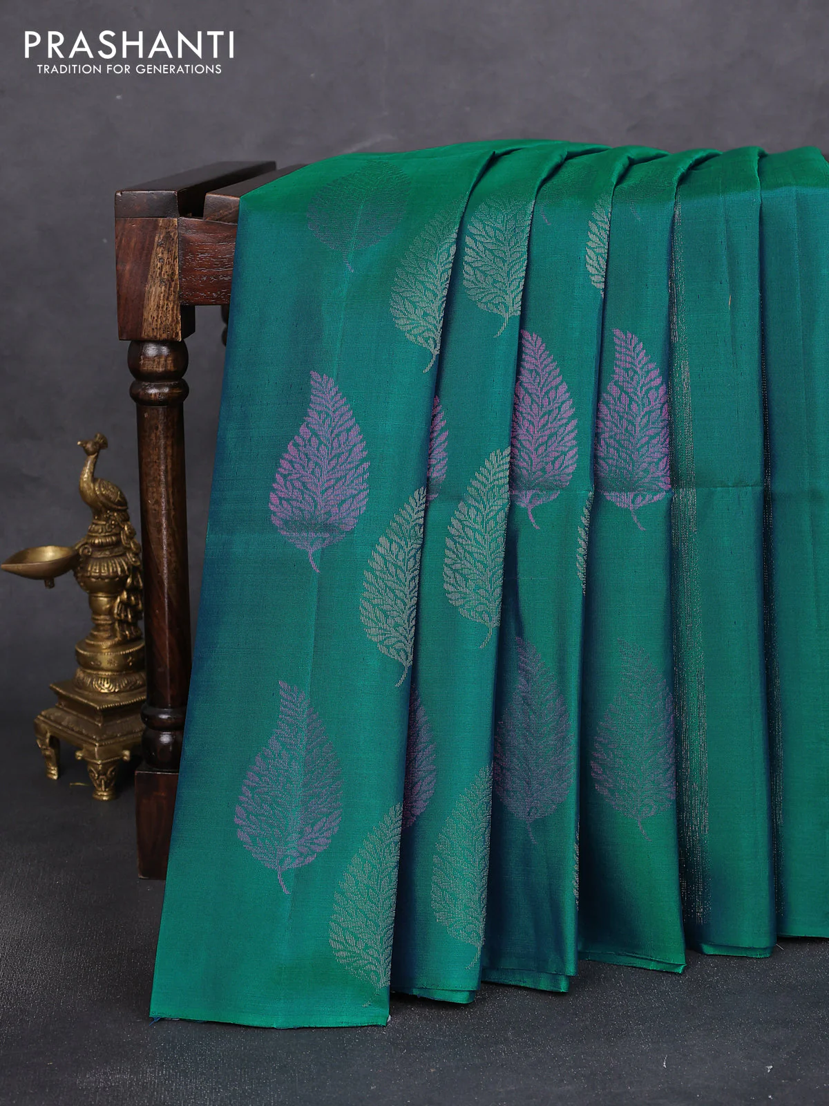 Pure soft silk saree peacock green and dual shade of pink with allover thread & zari weaves in borderless style