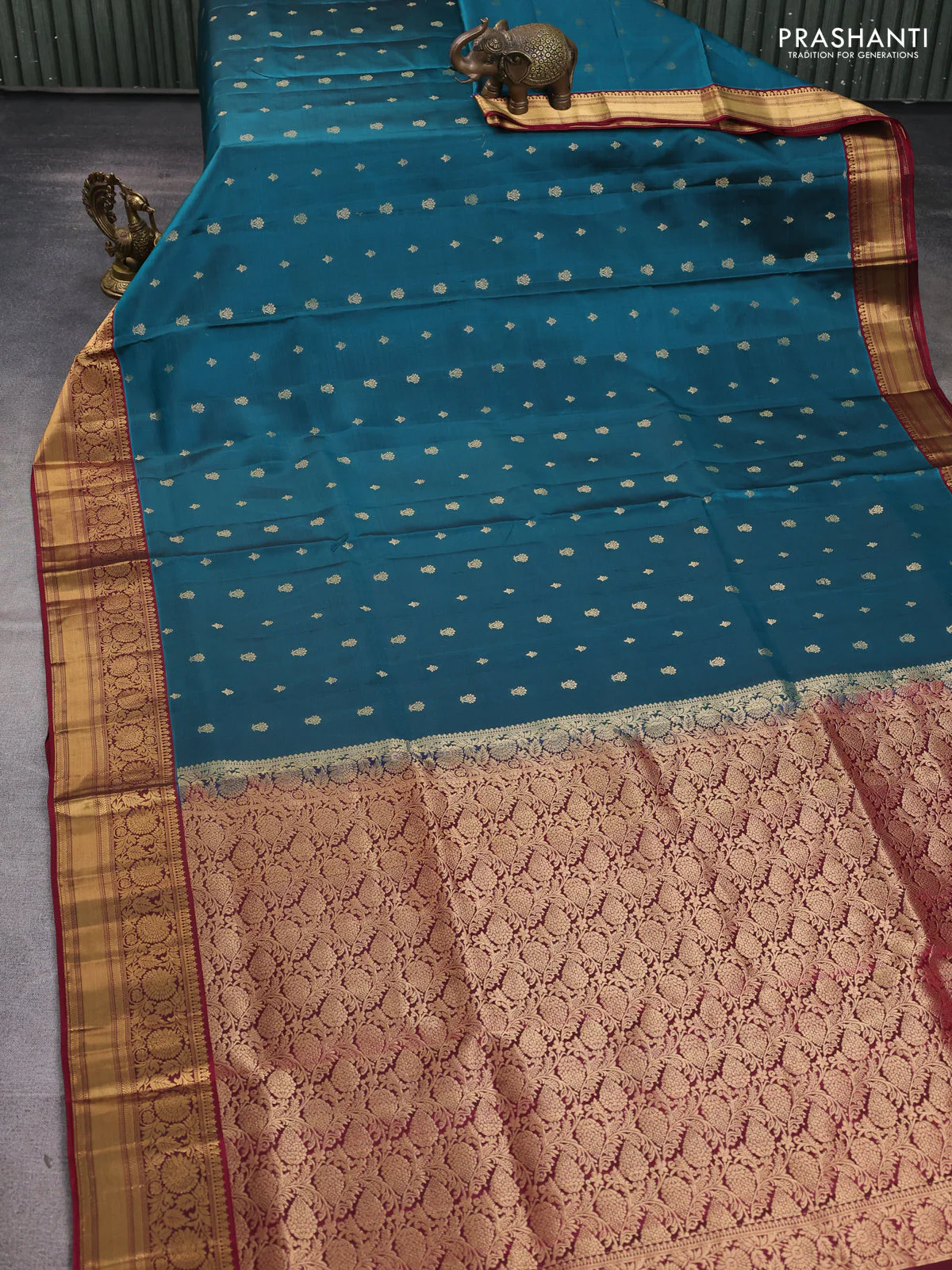Pure soft silk saree peacock green and maroon with zari woven buttas and zari woven border - Image 2