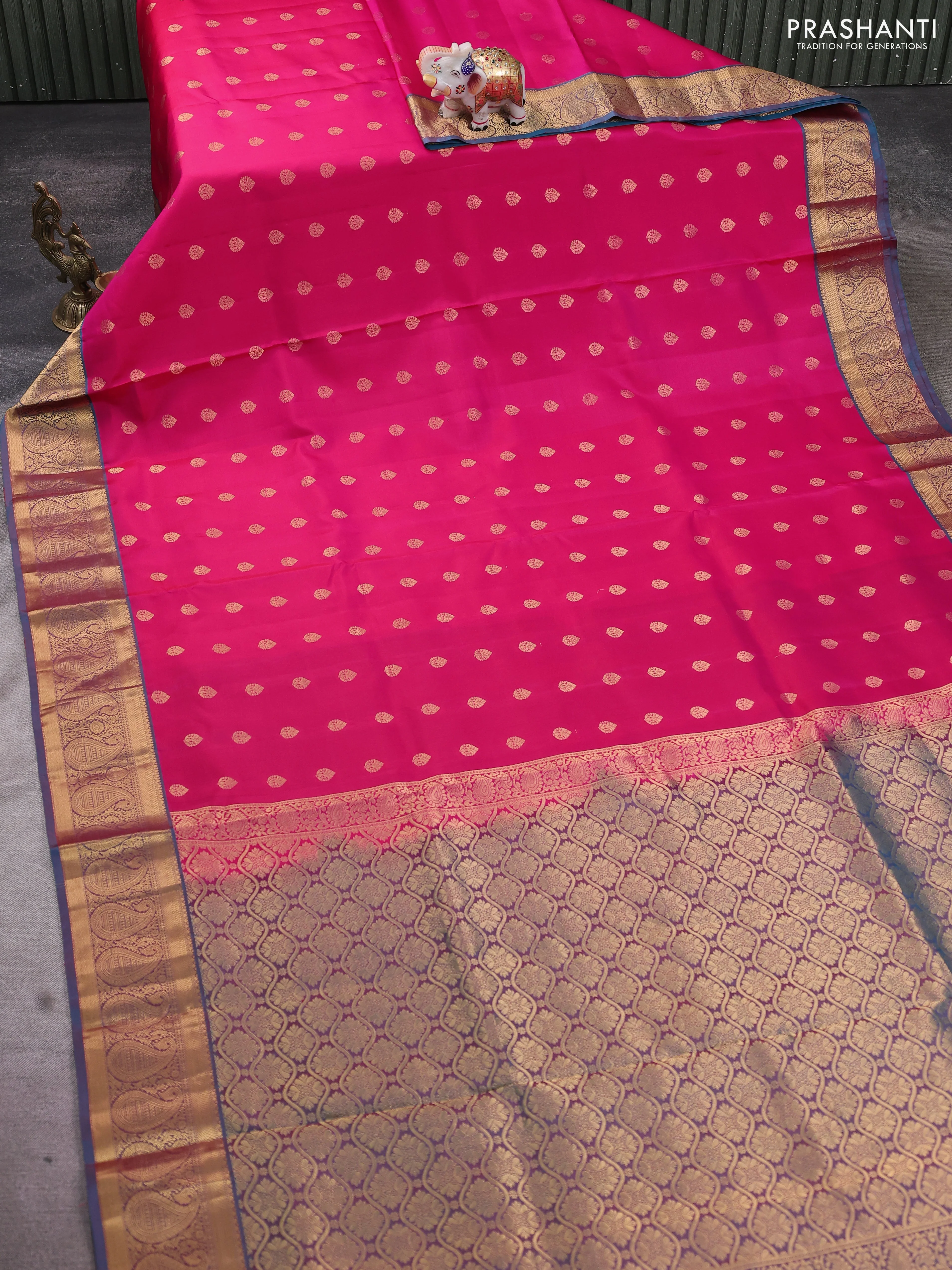 Pure soft silk saree pink and teal blue with allover zari woven buttas and rich zari woven border - Image 2