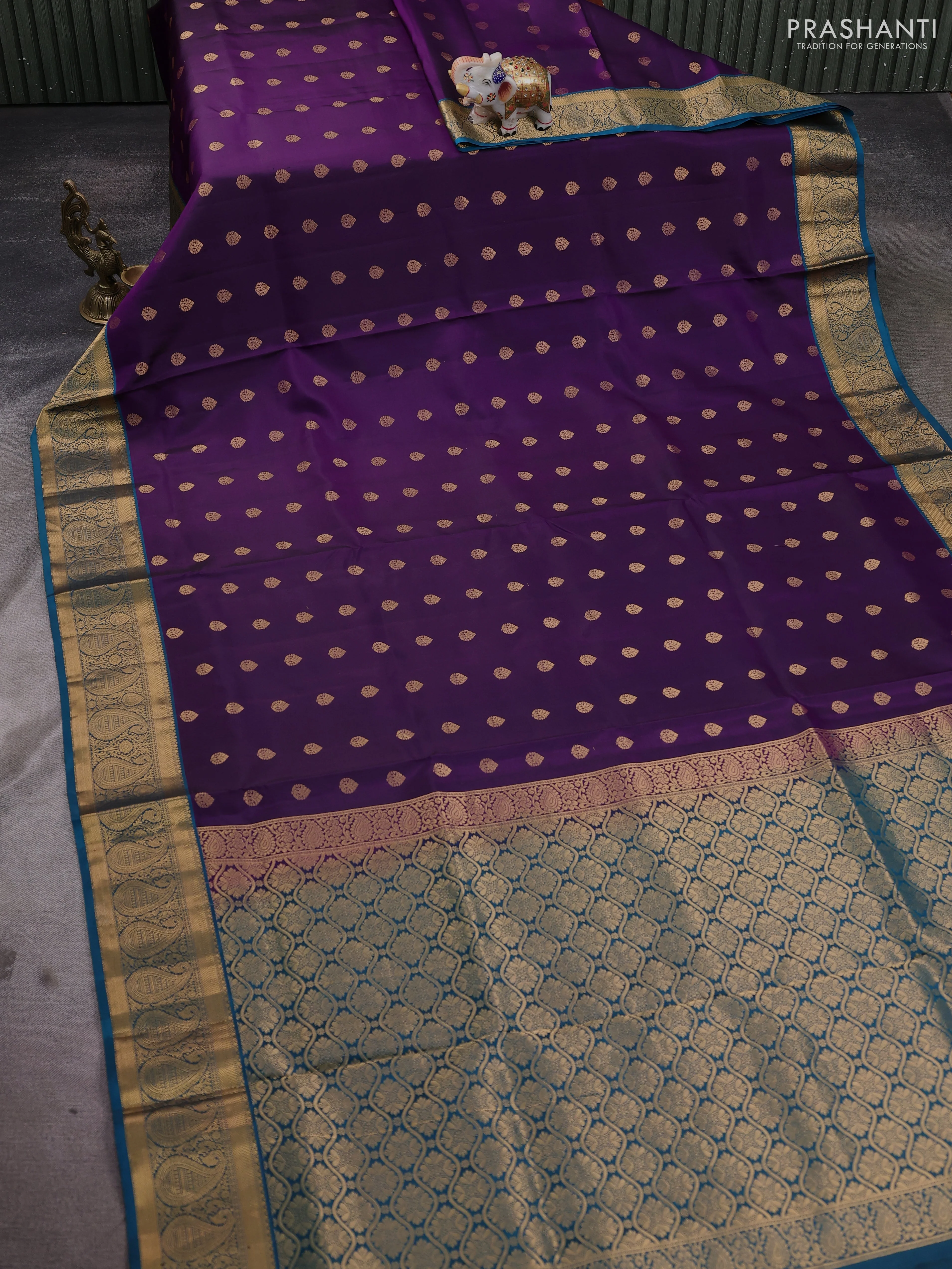 Pure soft silk saree violet and peacock blue with allover zari woven buttas and rich zari woven border - Image 2
