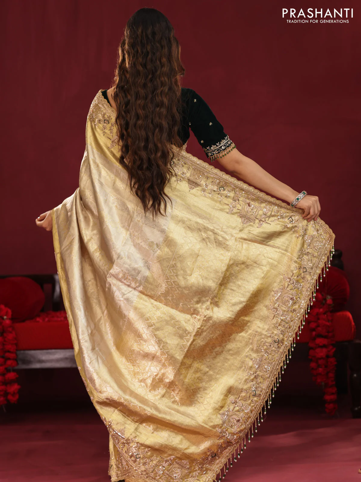 Pure tissue kanchipuram silk saree with border embroidery - Image 6