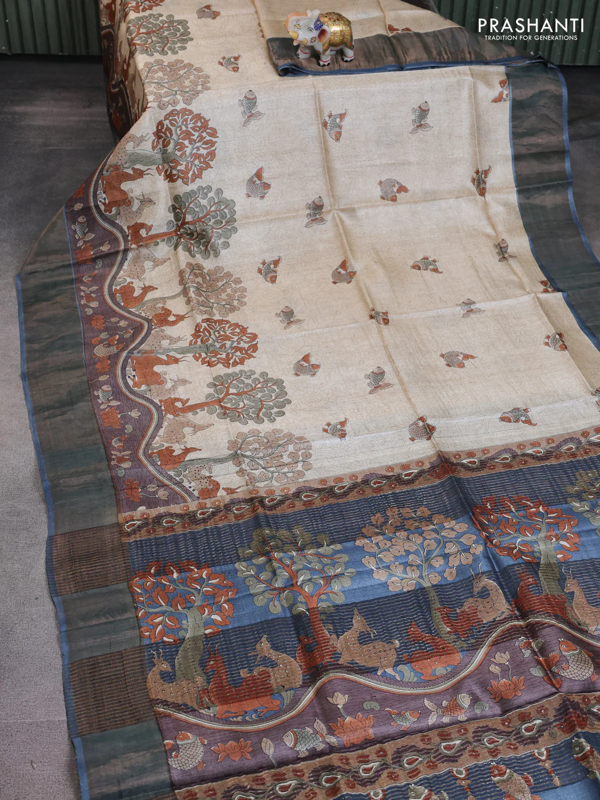 Pure tussar saree beige and grey with allover prints and zari woven border - Image 2