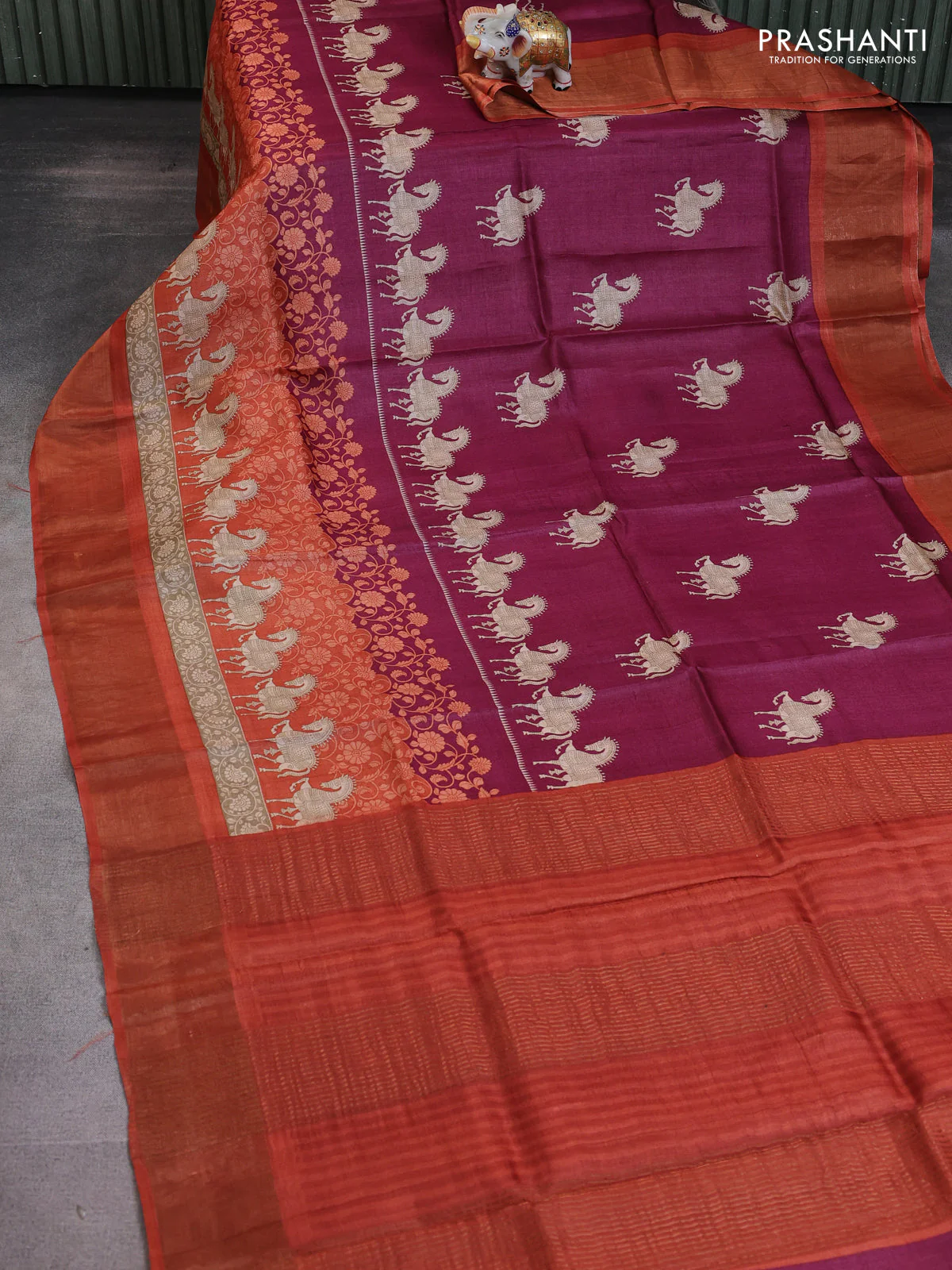 Pure tussar saree deep maroon and rustic orange with allover butta prints and zari woven border - Image 2