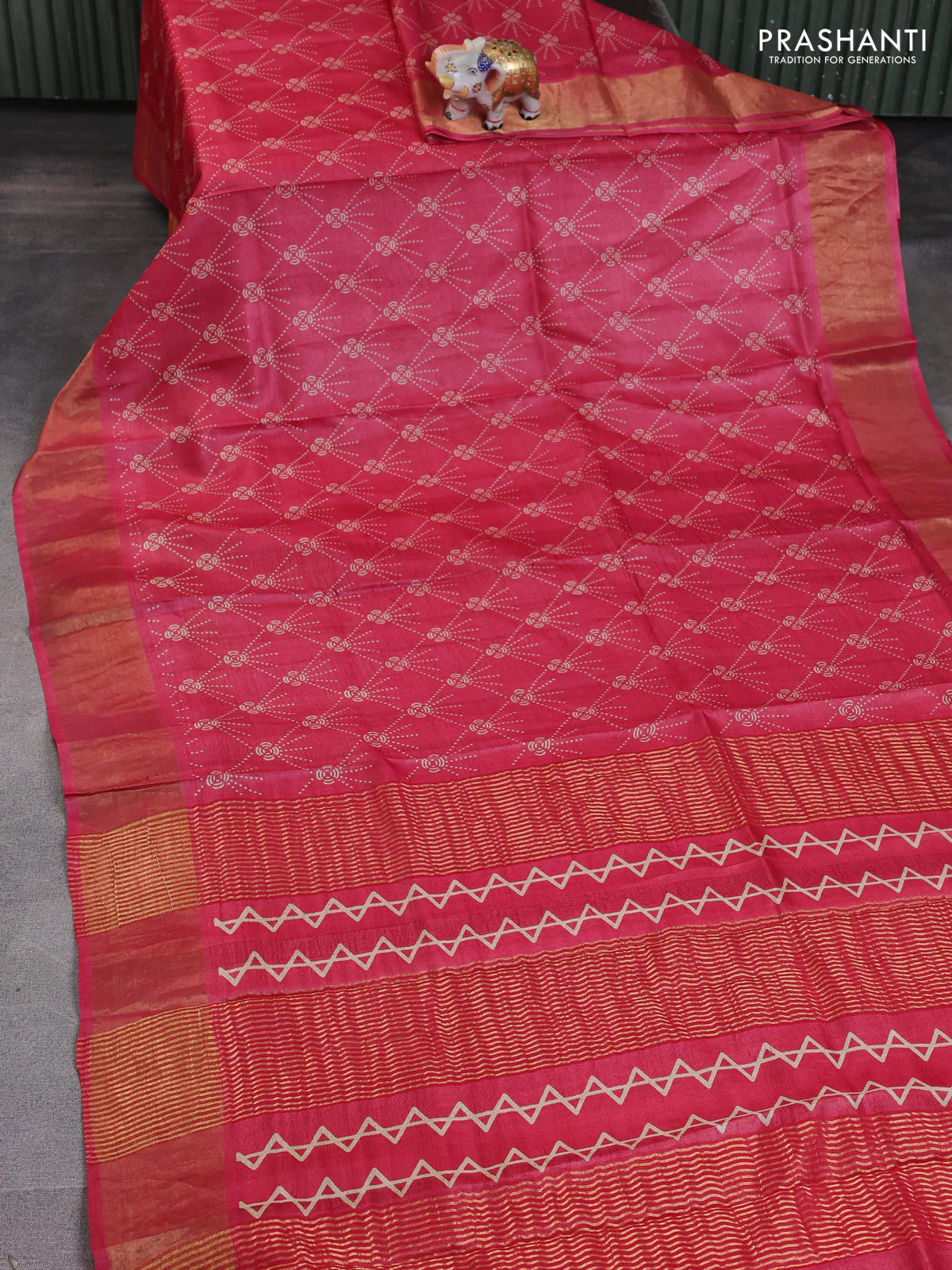 Pure tussar saree pink with allover prints and zari woven border - Image 2