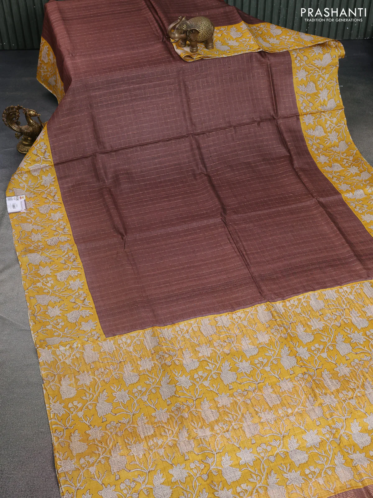 Pure tussar silk saree brown and yellow with allover zari checked pattern and kalamkari printed border - Image 2