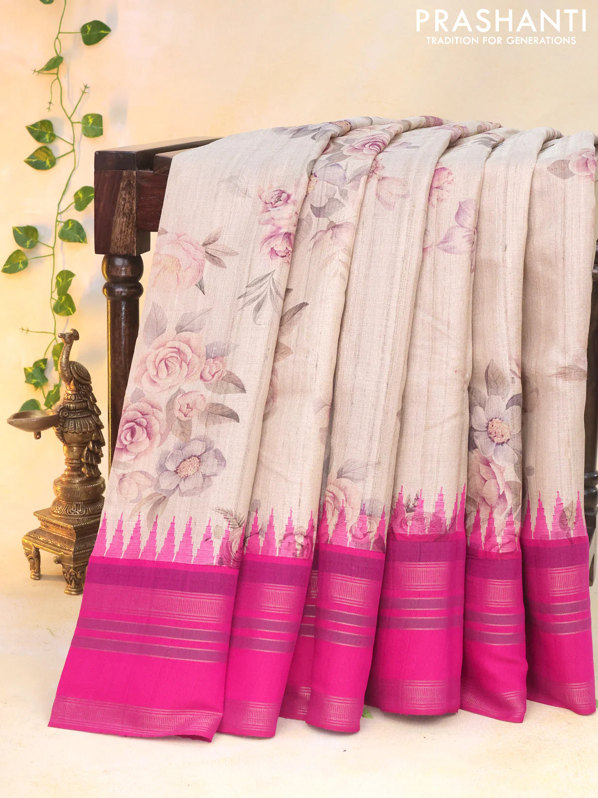 Pure tussar silk saree cream and pink with allover floral digital prints and temple deisgn zari woven vidarbha border - Image 13