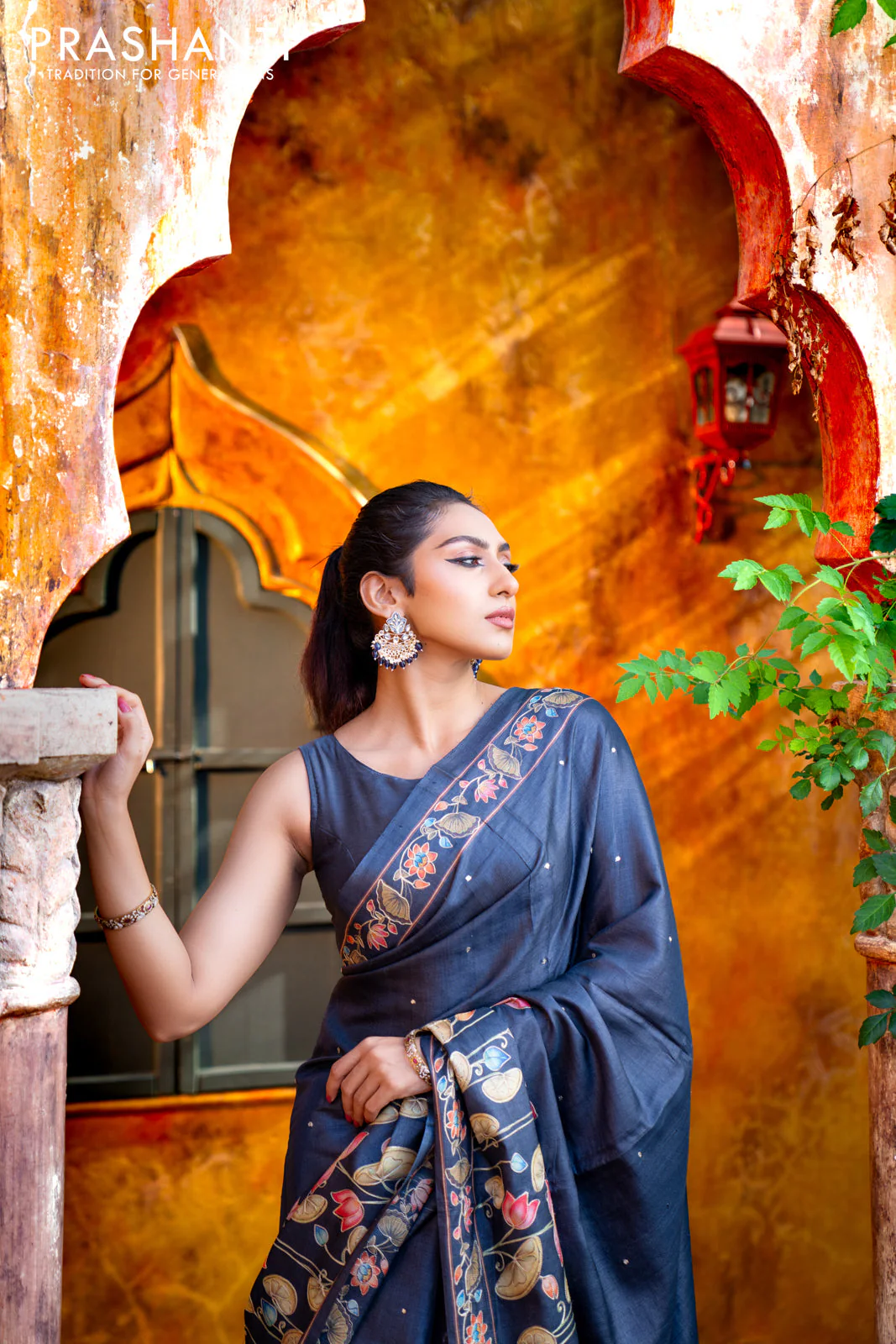Pure tussar silk saree dark elephant grey with allover pichwai prints & embroidery work buttas and pita work pichwai printed border - Image 5
