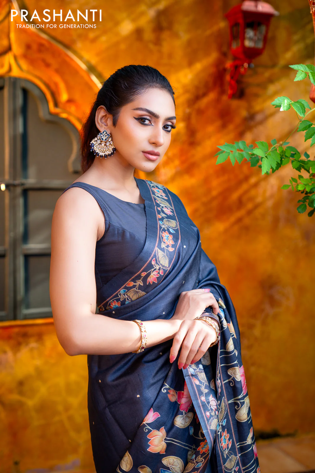 Pure tussar silk saree dark elephant grey with allover pichwai prints & embroidery work buttas and pita work pichwai printed border - Image 6