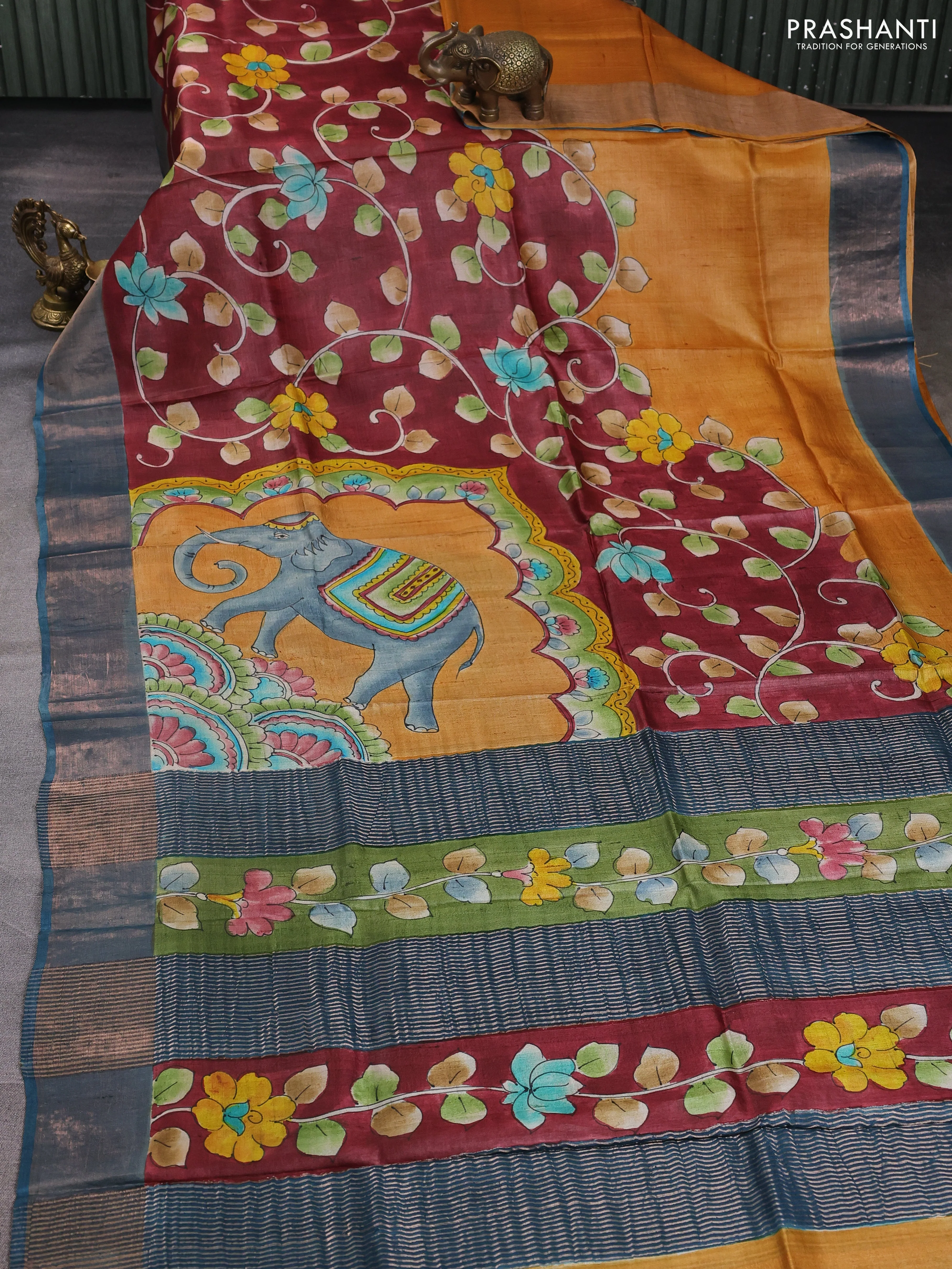Pure tussar silk saree deep maroon and blue with allover kalamkari hand painted prints and zari woven border - Image 2