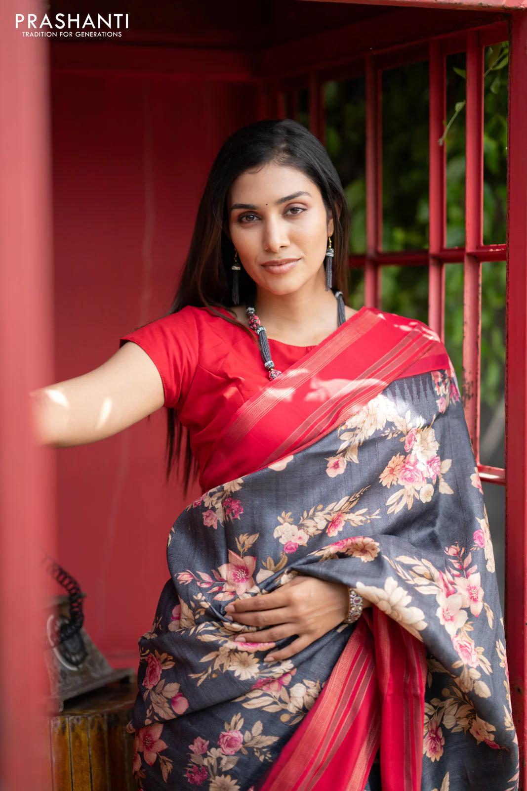 Pure tussar silk saree elephant grey and red with allover floral digital prints and temple deisgn zari woven vidarbha border - Image 6