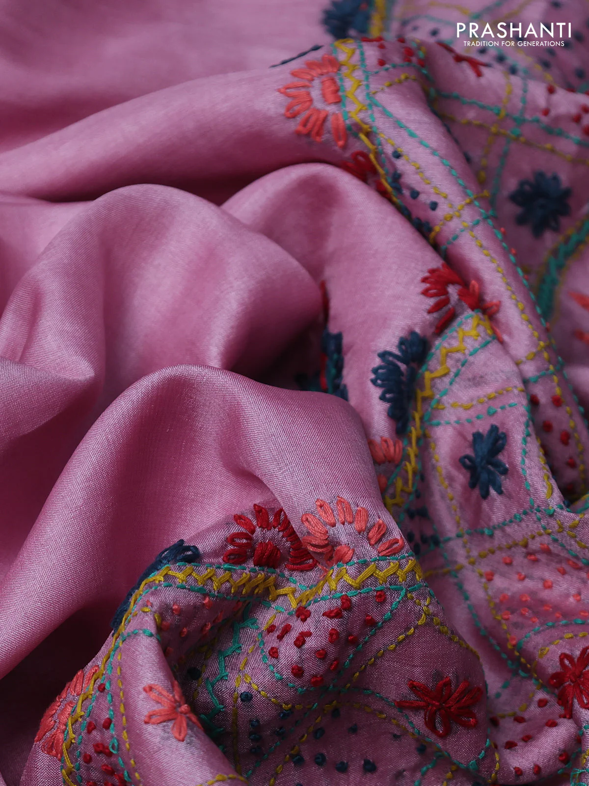 Pure tussar silk saree light pink with embrioidery work buttas and kantha stitch work pallu - Image 3