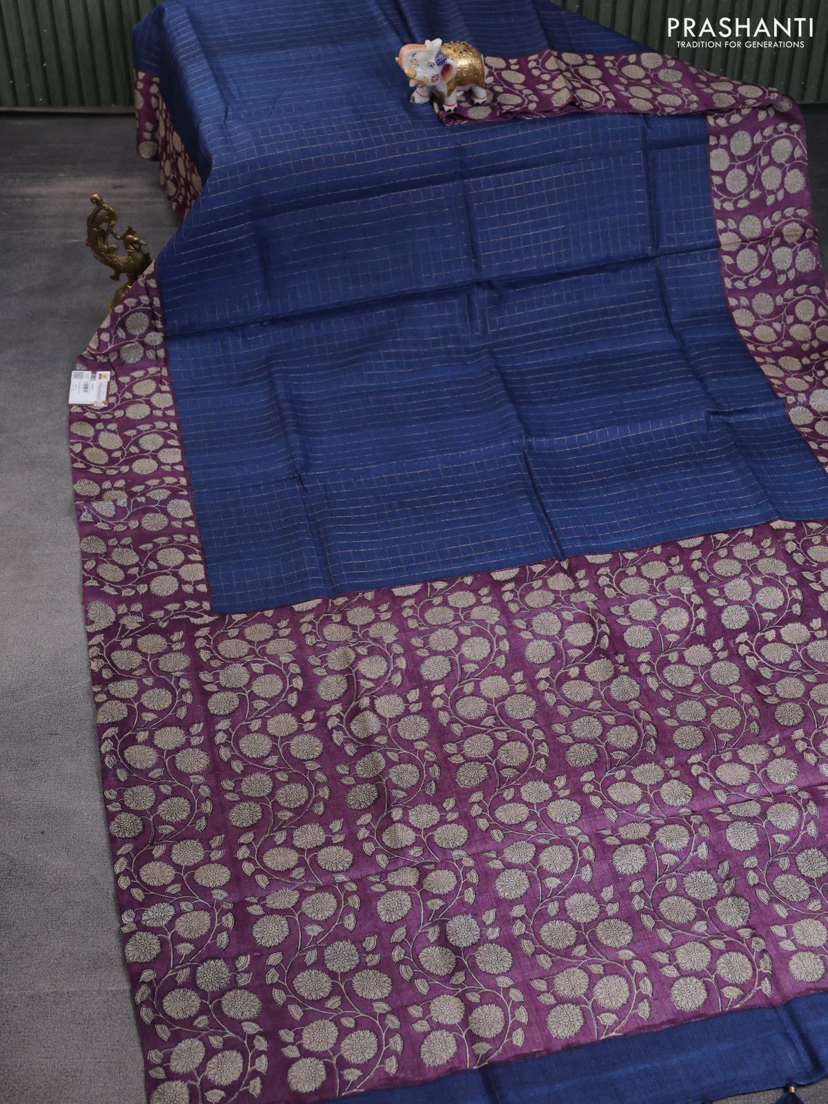 Pure tussar silk saree navy blue and wine shade with allover zari checked pattern and floral printed border - Image 2