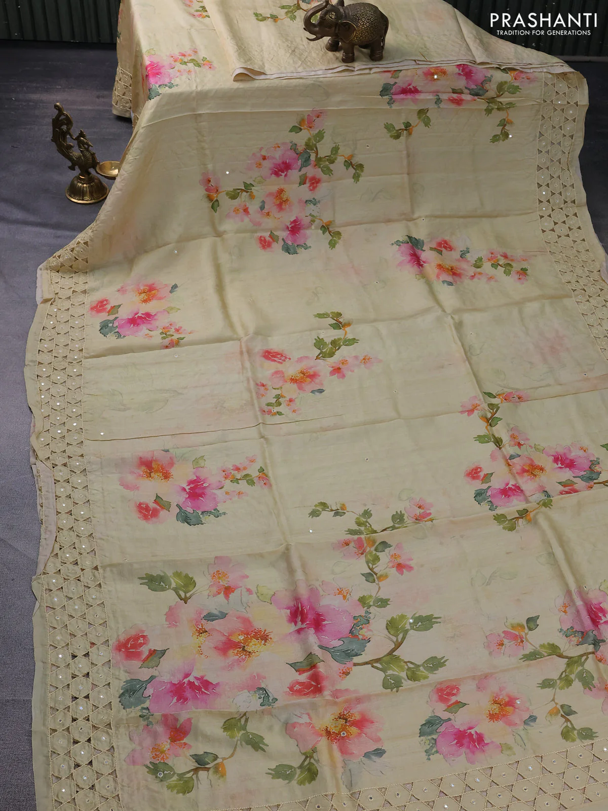 Pure tussar silk saree pale yellow with floral digital prints and cut work border - Image 2