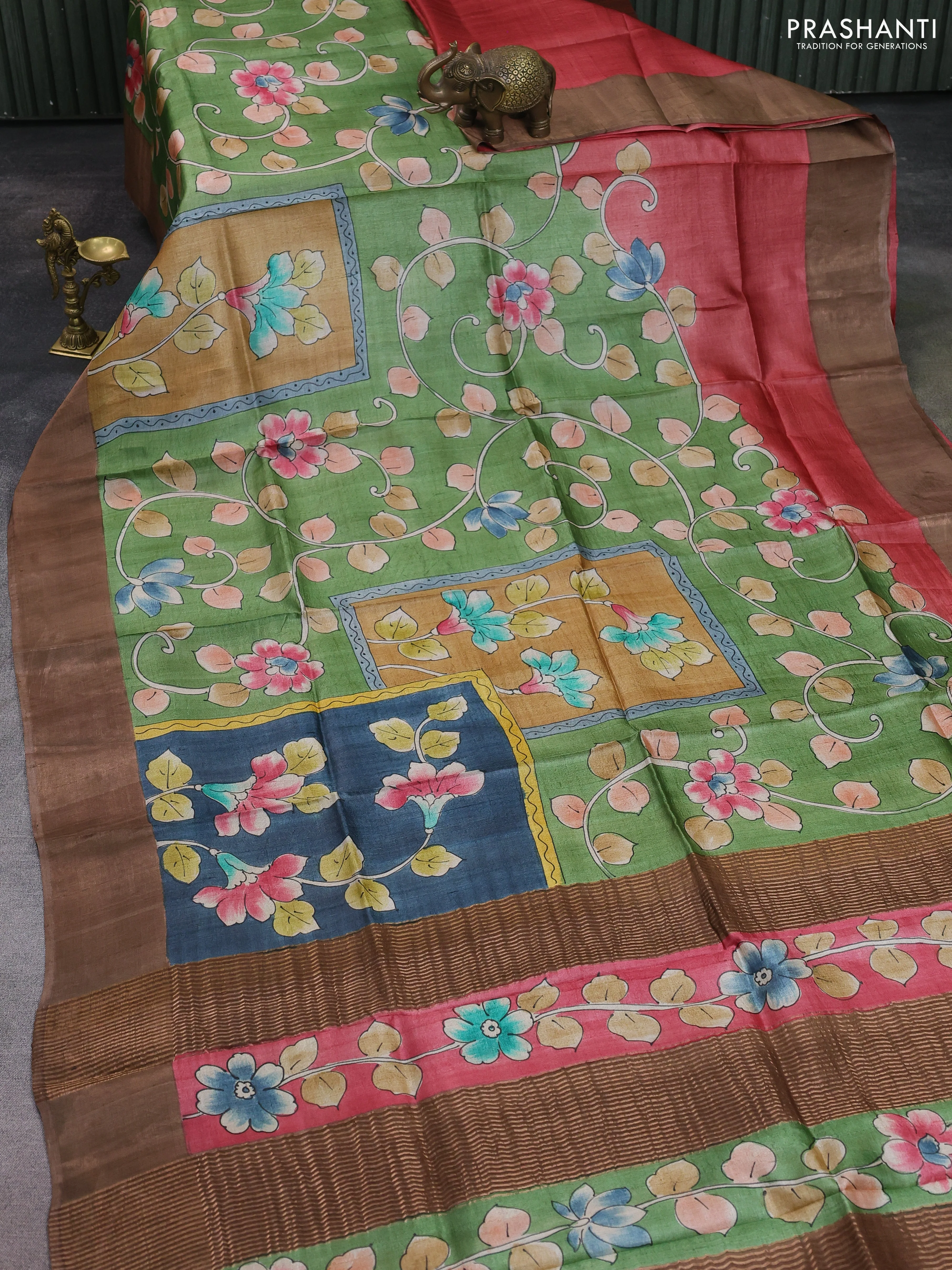 Pure tussar silk saree pastel green and dark sandal with allover kalamkari hand painted prints and zari woven border - Image 2