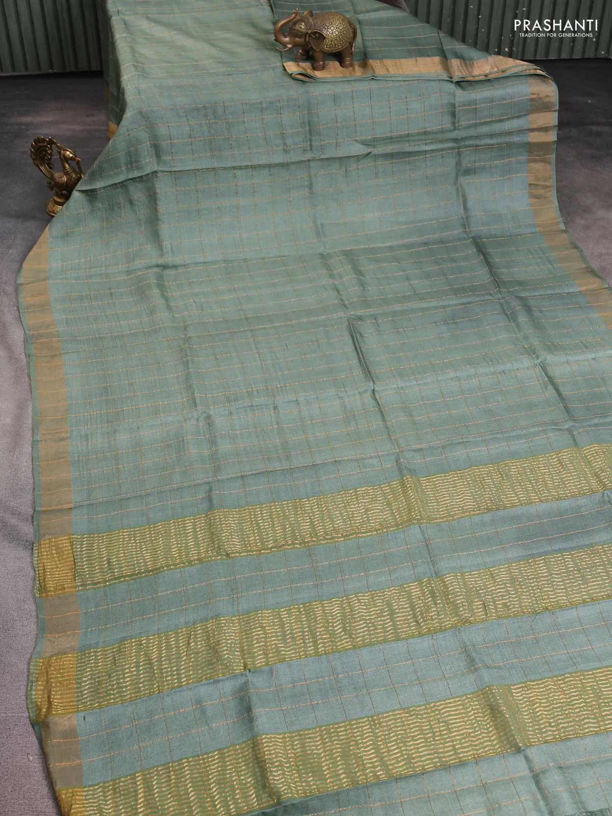 Pure tussar silk saree pastel green and maroon with allover zari checked pattern and zari woven border - Image 2