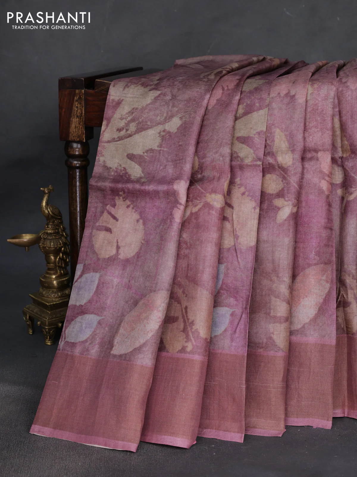 Pure tussar silk saree pastel maroon shade with allover floral digital prints and zari woven border - Image 2