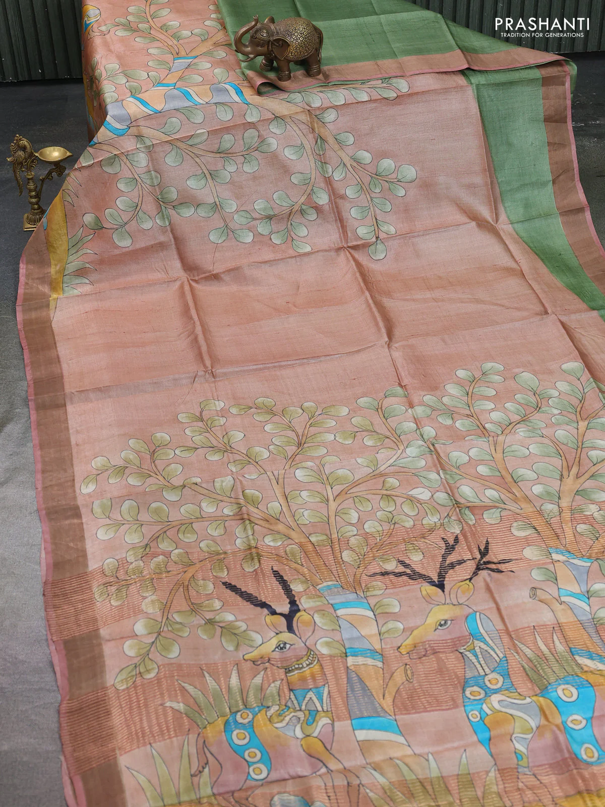 Pure tussar silk saree pastel pink with allover hand painted prints and zari woven border - Image 2