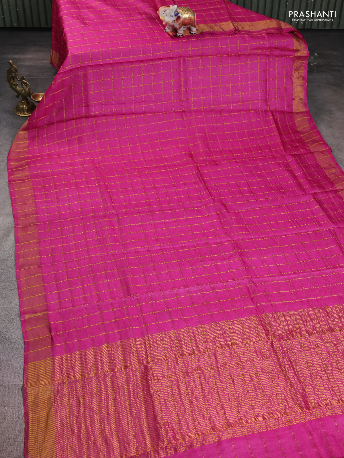 Pure tussar silk saree pink and bluish grey with allover zari woven checked pattern and zari woven border - Image 2