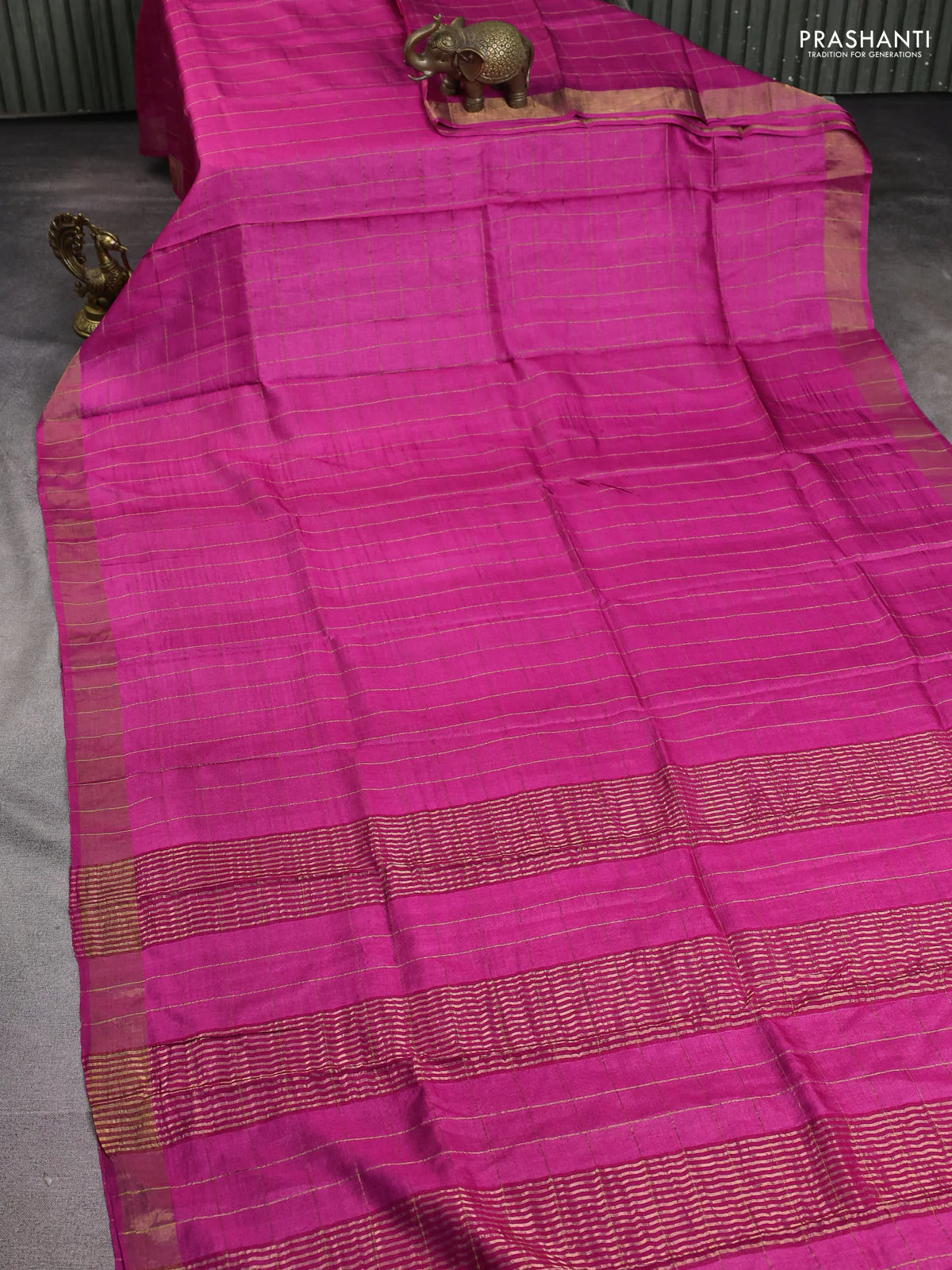 Pure tussar silk saree pink and green with allover zari checked pattern and zari woven border - Image 2
