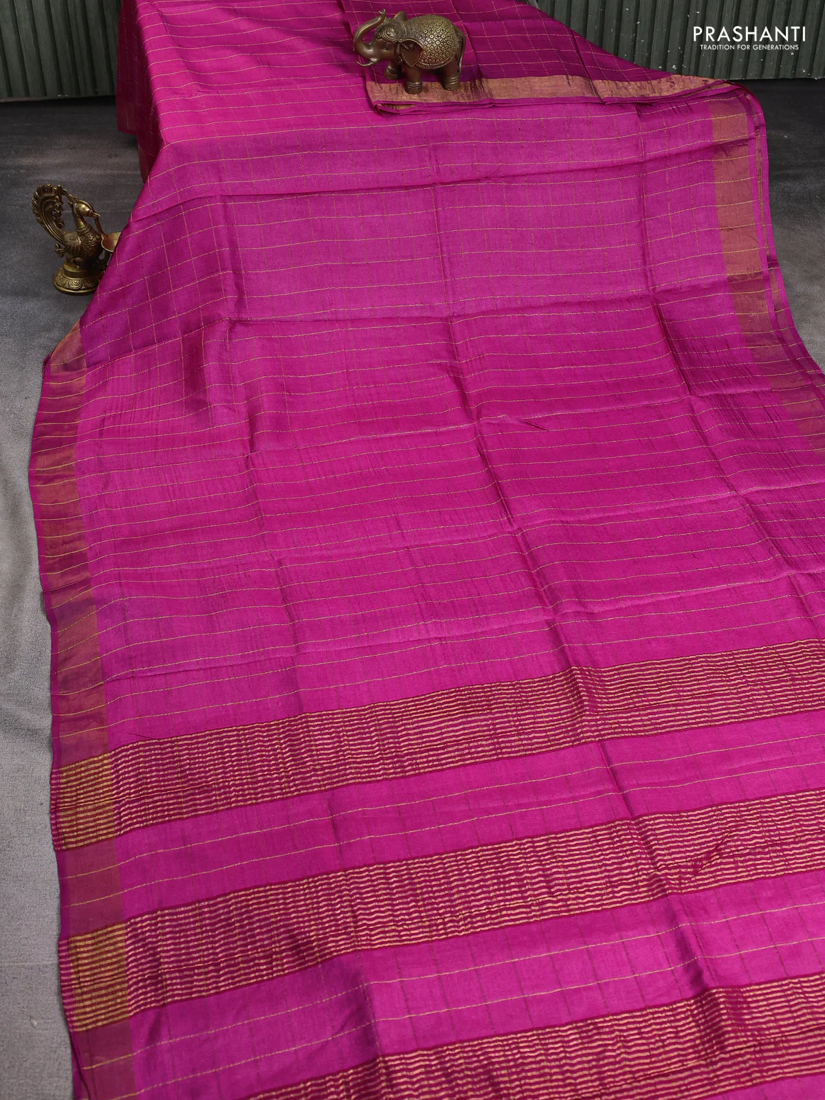 Pure tussar silk saree pink and green with allover zari checked pattern and zari woven border - Image 2