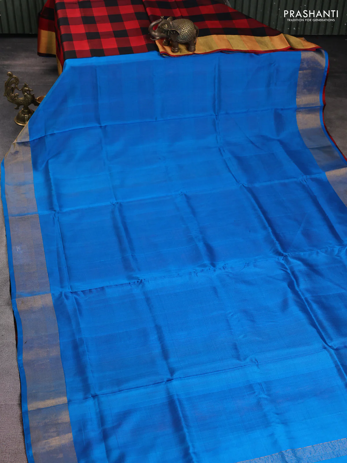 Pure uppada partly silk saree cs blue and black maroon with plain body and zari woven border - Image 2