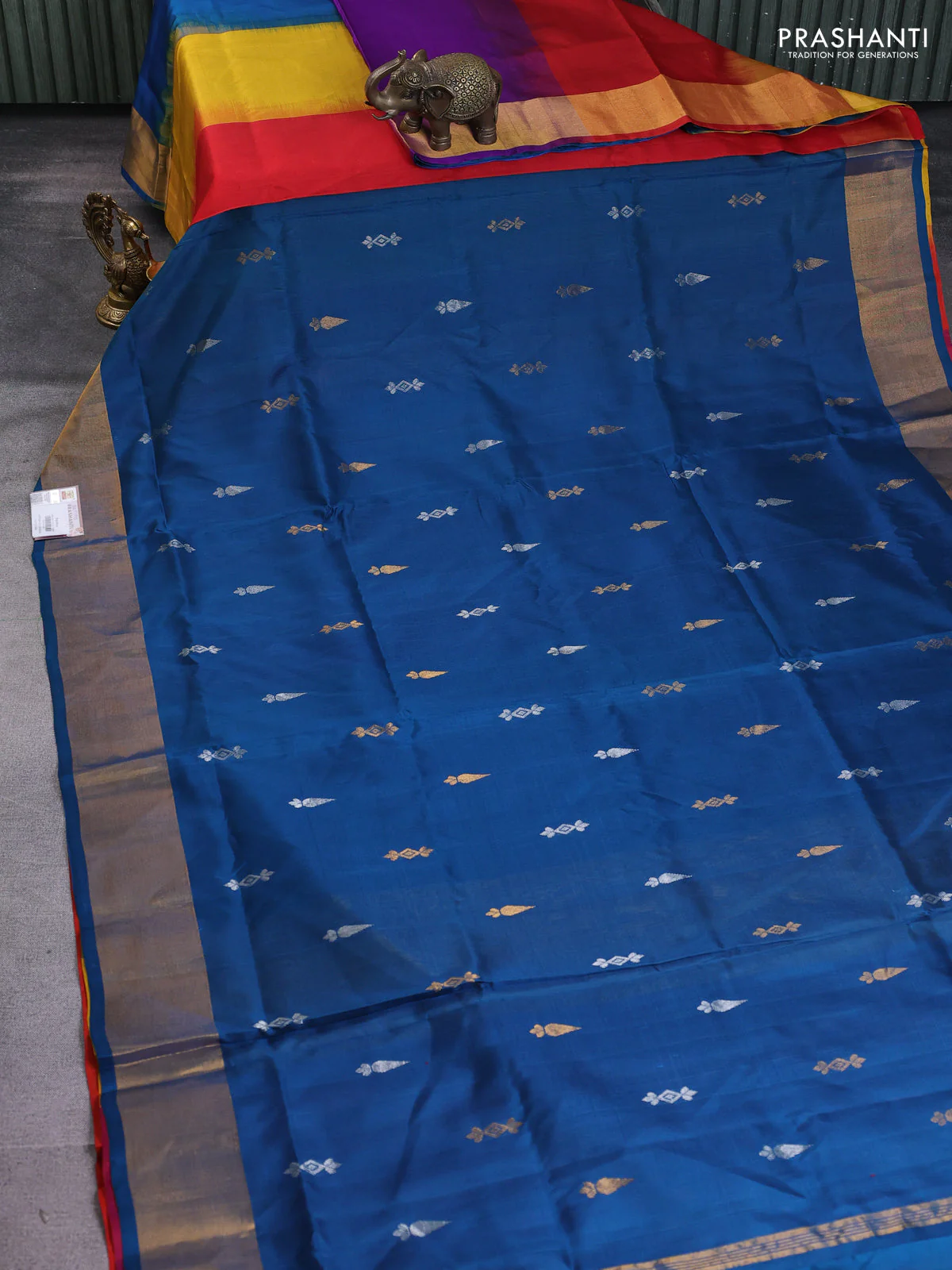 Pure uppada partly silk saree peacock blue and dual shade of orange with silver & gold temple zari woven buttas and temple design zari woven border - Image 2