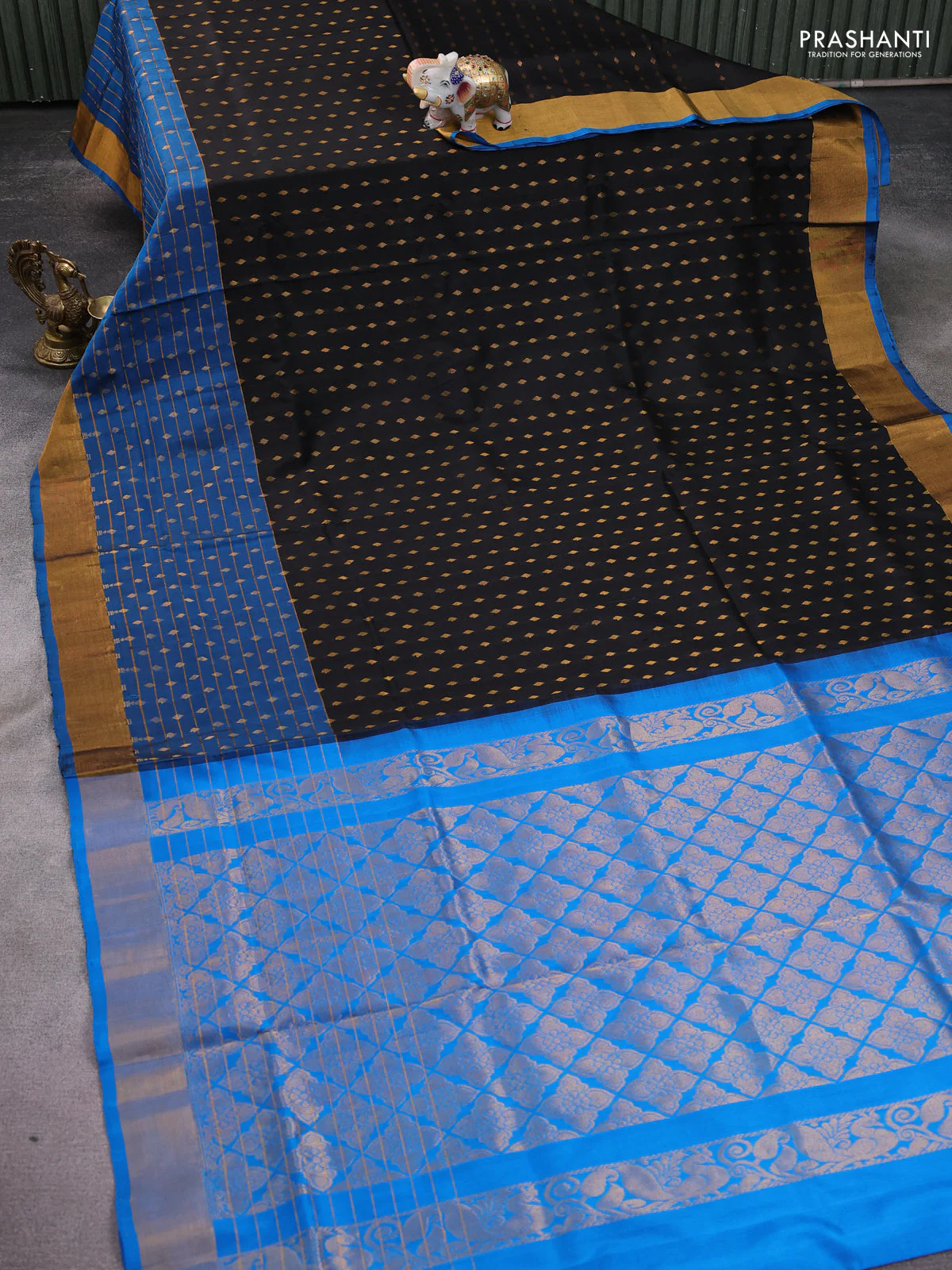 Pure uppada silk saree black and cs blue with allover zari woven butta weaves and long zari woven border - Image 2