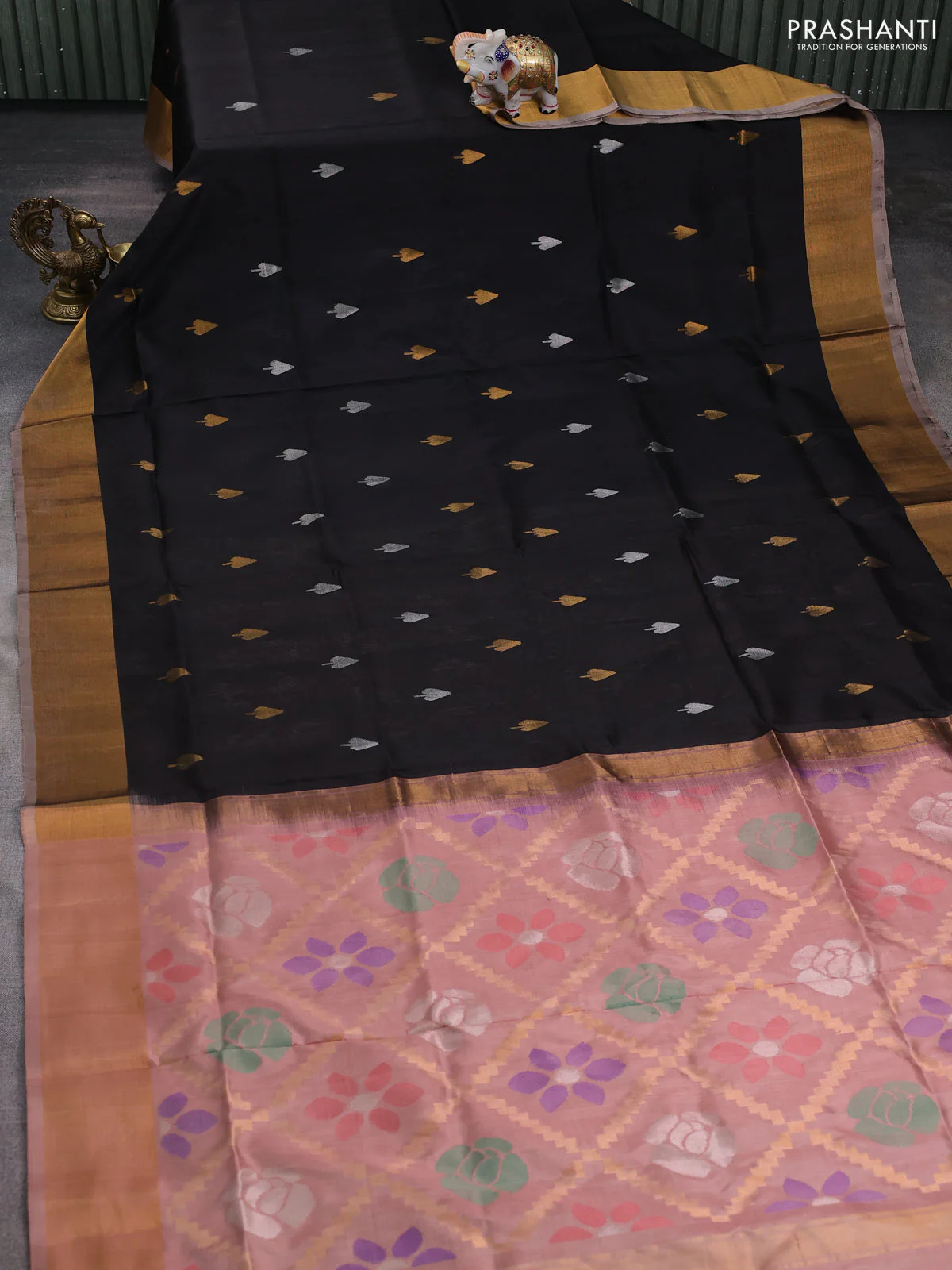 Pure uppada silk saree black and pastel brown with silver & gold zari woven buttas and jamdhani design pallu - Image 2
