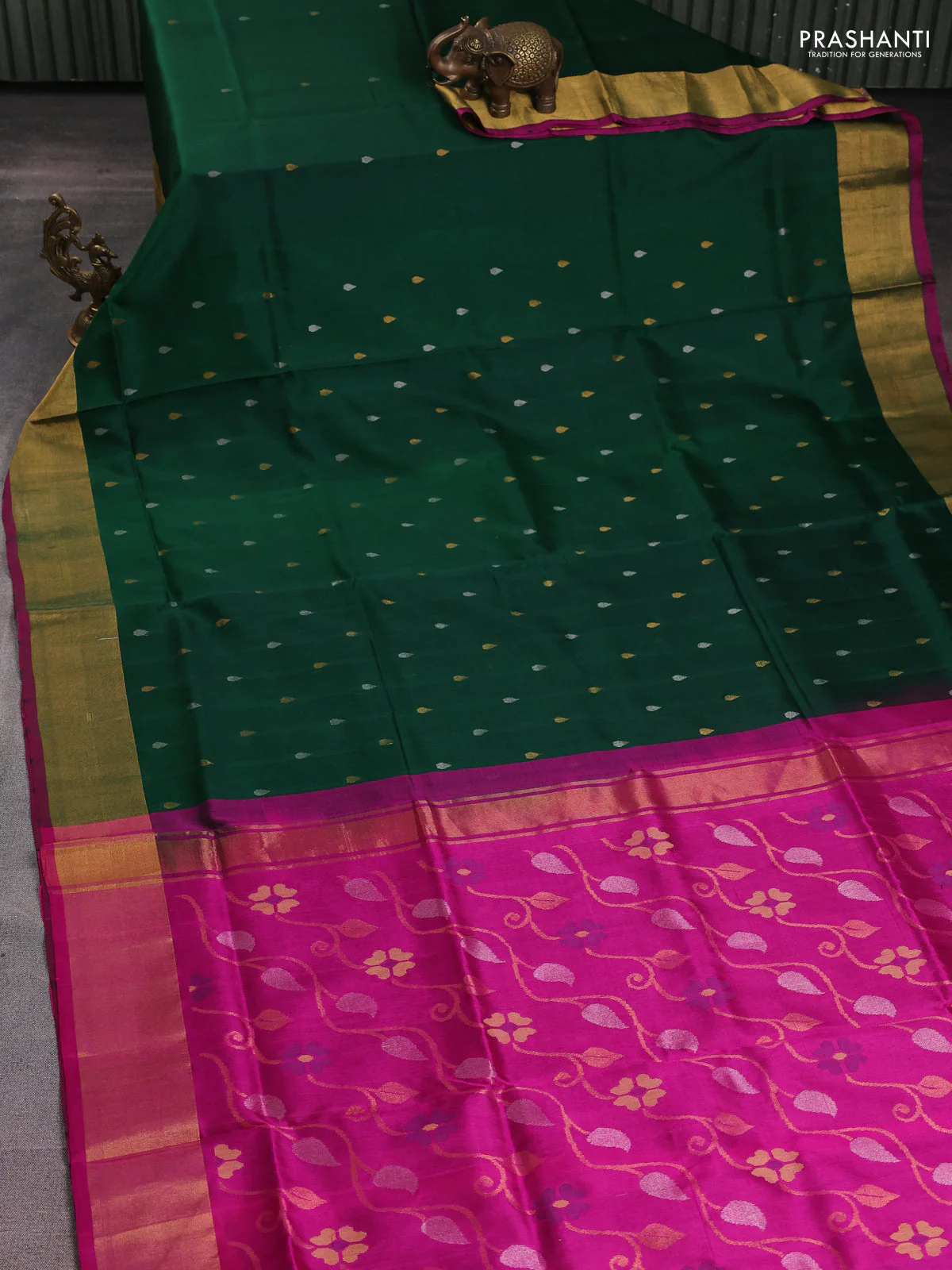 Pure uppada silk saree bottle green and pink with silver & gold zari woven tilak buttas and zari woven border - Image 2