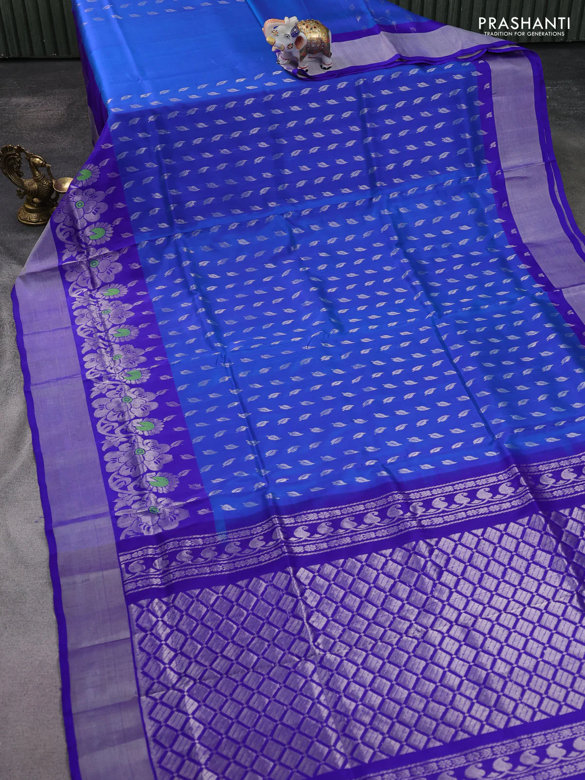 Pure uppada silk saree cs blue and blue with allover silver zari woven leaf buttas and rich silver zari woven border - Image 2