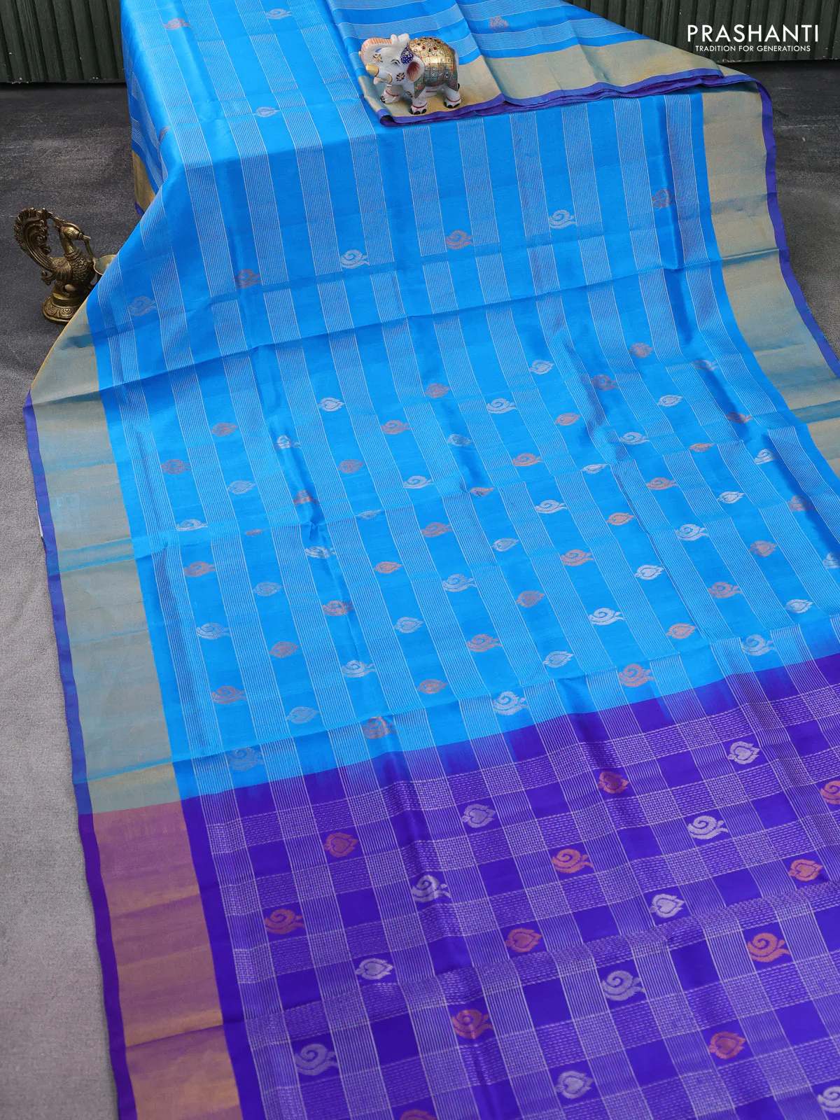 Pure uppada silk saree cs blue and blue with allover zari weaves and zari woven border - Image 2