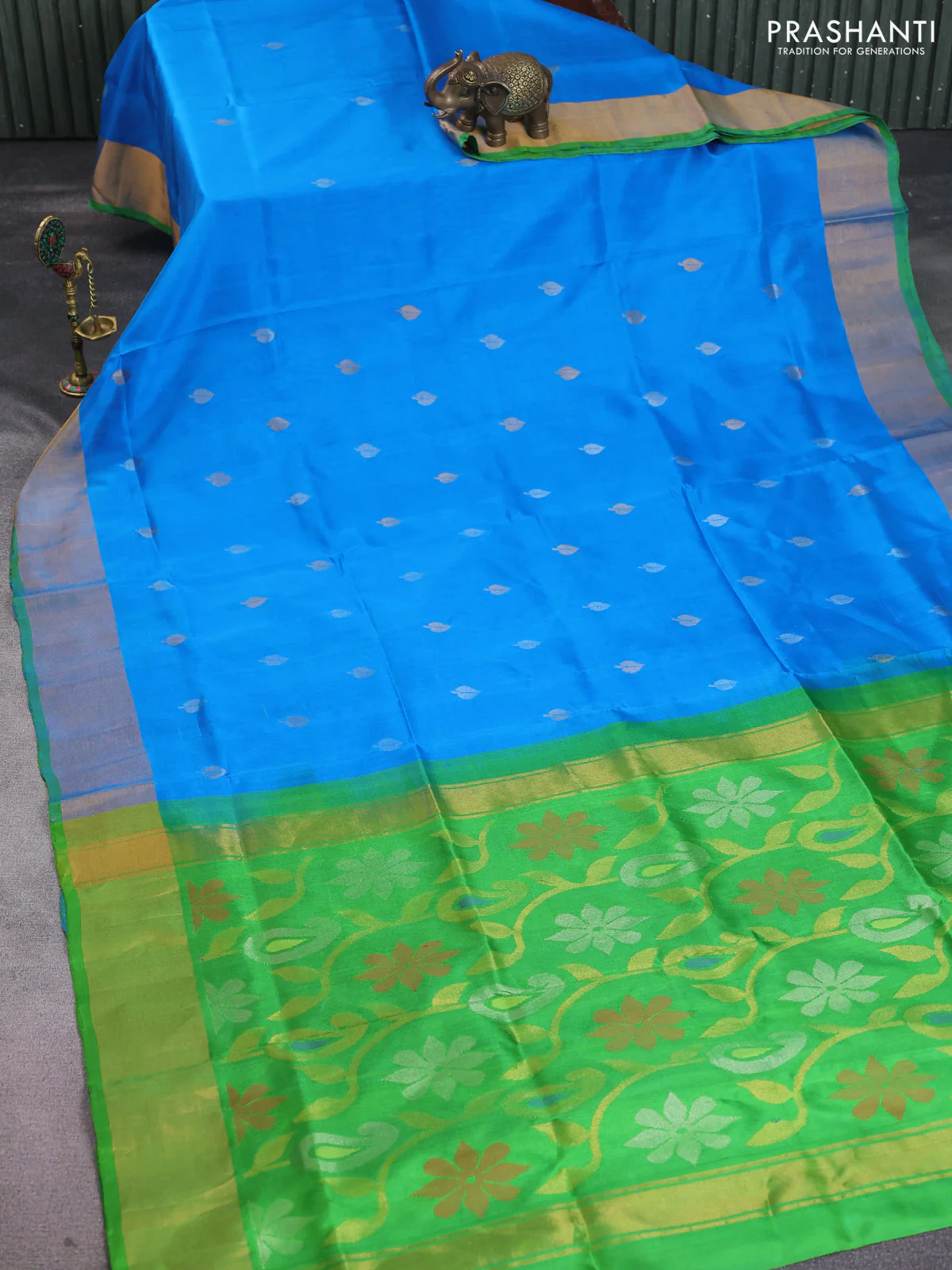 Pure uppada silk saree cs blue and green with silver & gold zari woven buttas and zari woven border - Image 2