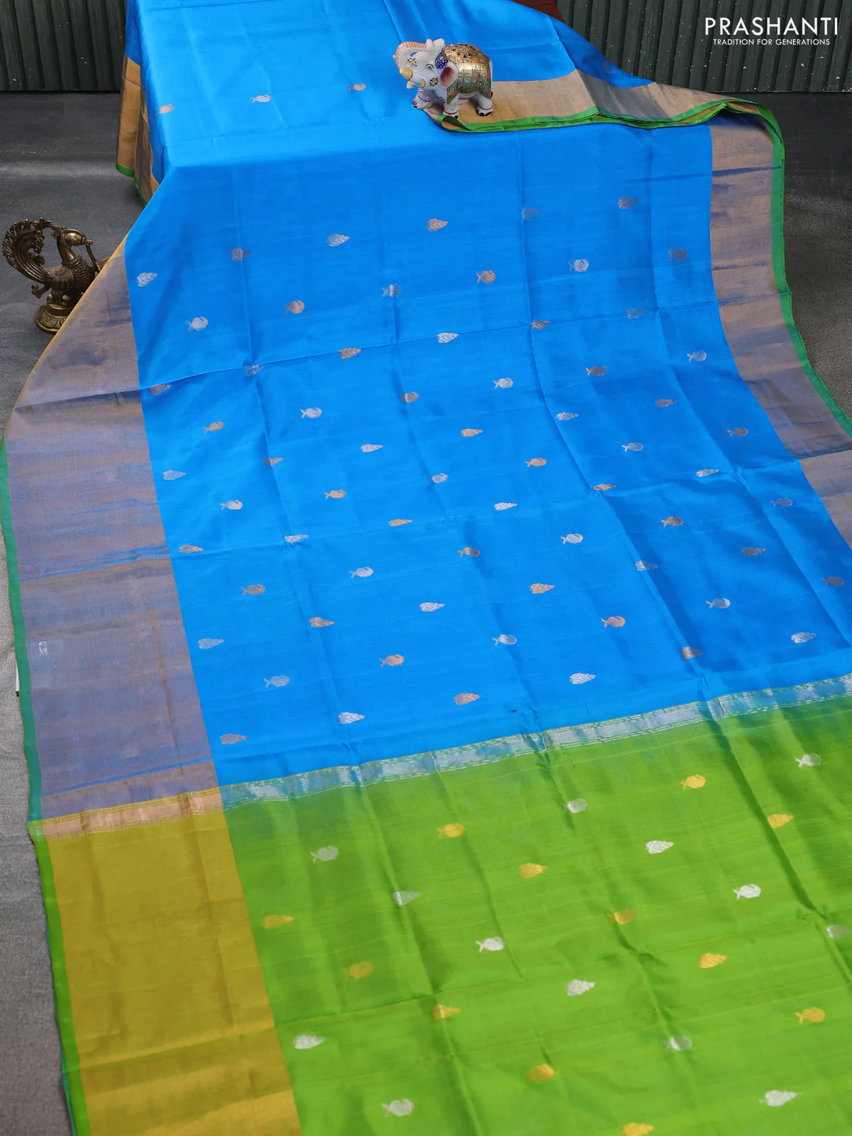Pure uppada silk saree cs blue and light green with silver & gold zari woven buttas and zari woven border - Image 2