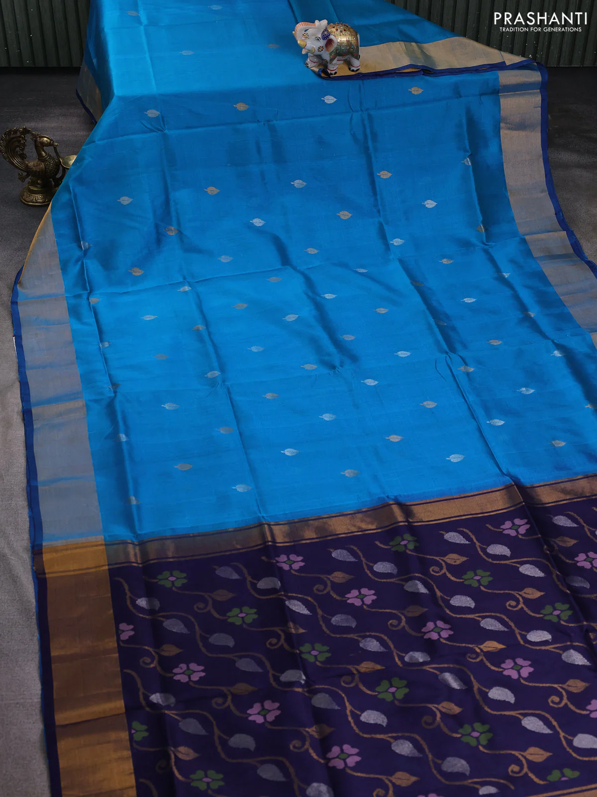 Pure uppada silk saree cs blue and navy blue with silver & gold zari woven buttas and jamdhani design pallu - Image 2