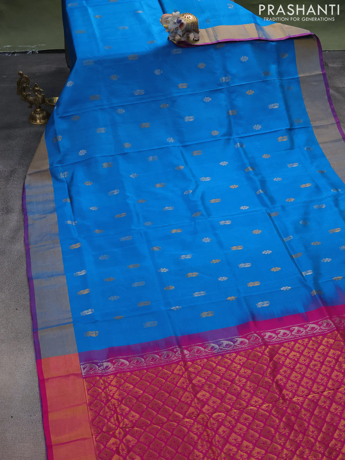 Pure uppada silk saree cs blue and pink with silver & gold zari woven buttas and zari woven border - Image 2