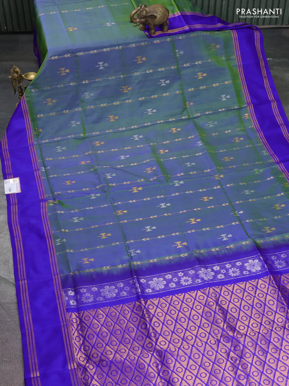 Pure uppada silk saree dual shade of green and blue with allover silver & gold zari weaves and rettapet zari woven border - Image 2