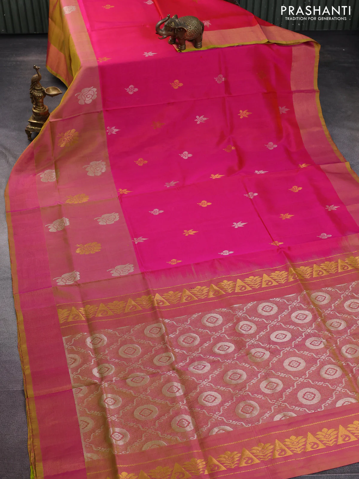 Pure uppada silk saree dual shade of pink and dual shade of yellow with silver & gold zari woven buttas and long floral butta zari woven border - Image 2