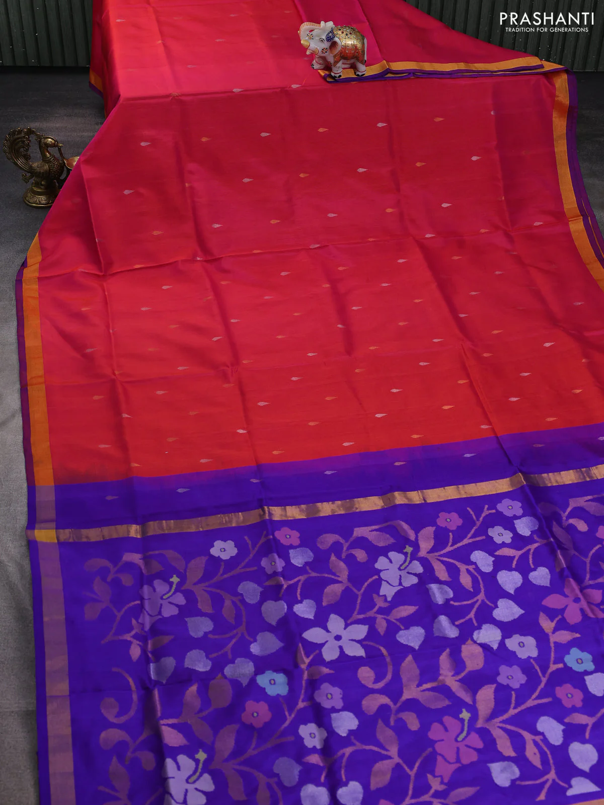 Pure uppada silk saree dual shade of pink and violet with silver & gold zari woven buttas and jamdhani design pallu - Image 2