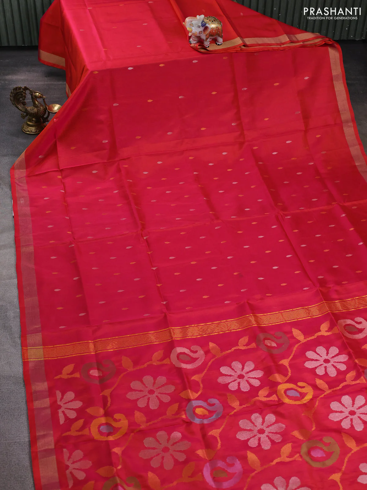 Pure uppada silk saree dual shade of pinkish orange with silver & gold zari woven buttas and jamdhani design pallu - Image 2