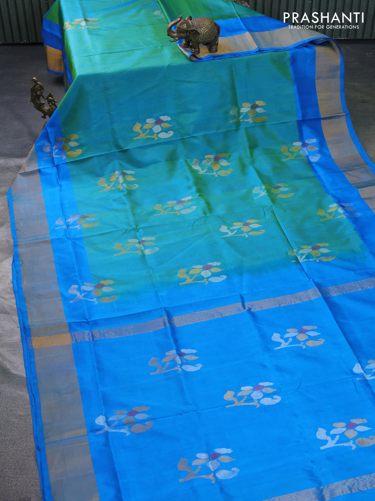 Pure uppada silk saree dual shade of teal bluish green and cs blue with jamdhani zari woven buttas and zari woven border - Image 2