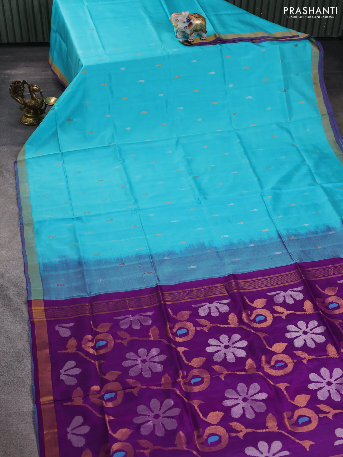 Pure uppada silk saree light blue and purple with silver & gold zari woven buttas and jamdhani design pallu - Image 2