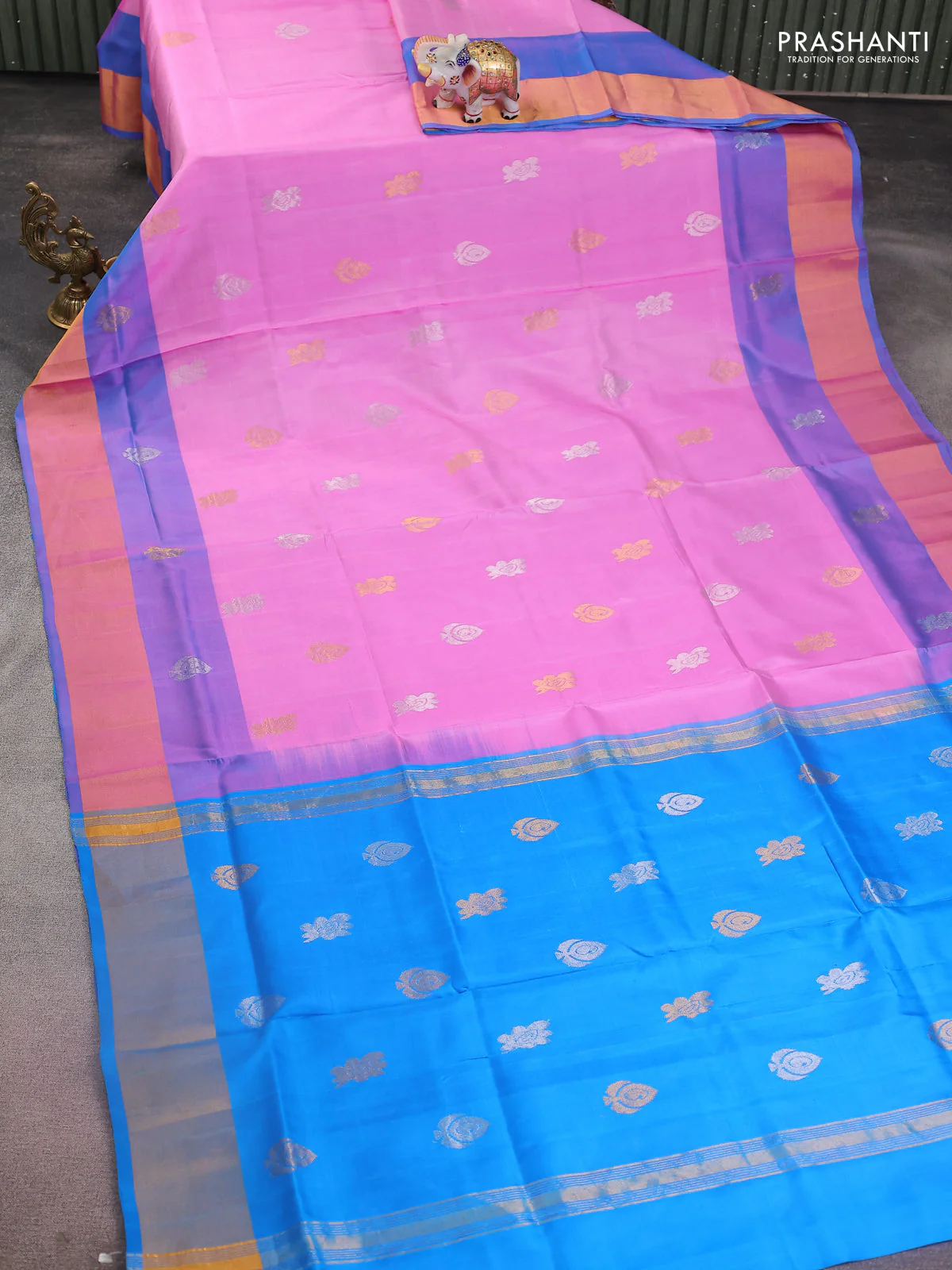 Pure uppada silk saree lotus pink and cs blue with silver & gold zari woven buttas and zari woven border - Image 2