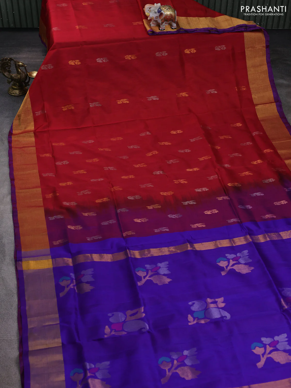 Pure uppada silk saree maroon and violet with silver & gold zari woven buttas and jamdhani design pallu - Image 2