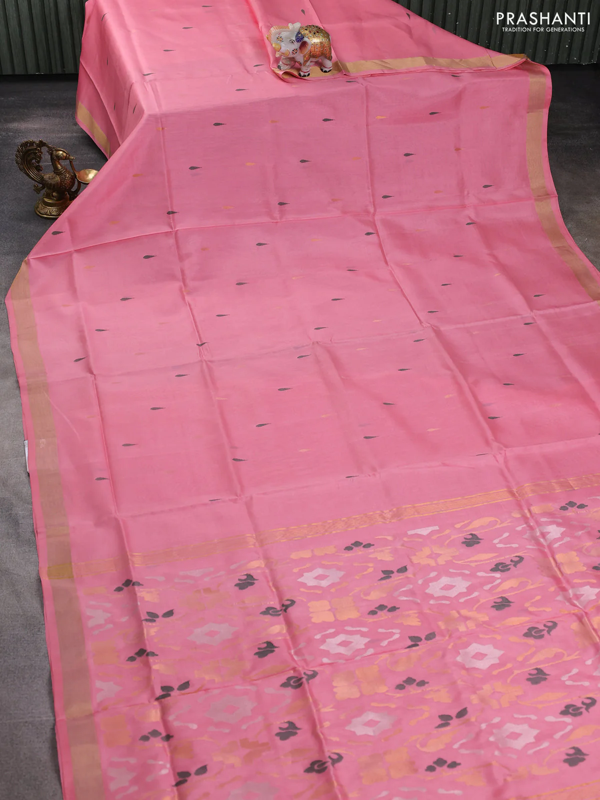 Pure uppada silk saree peach shade with thread & gold zari woven buttas and jamdhani design pallu - Image 2