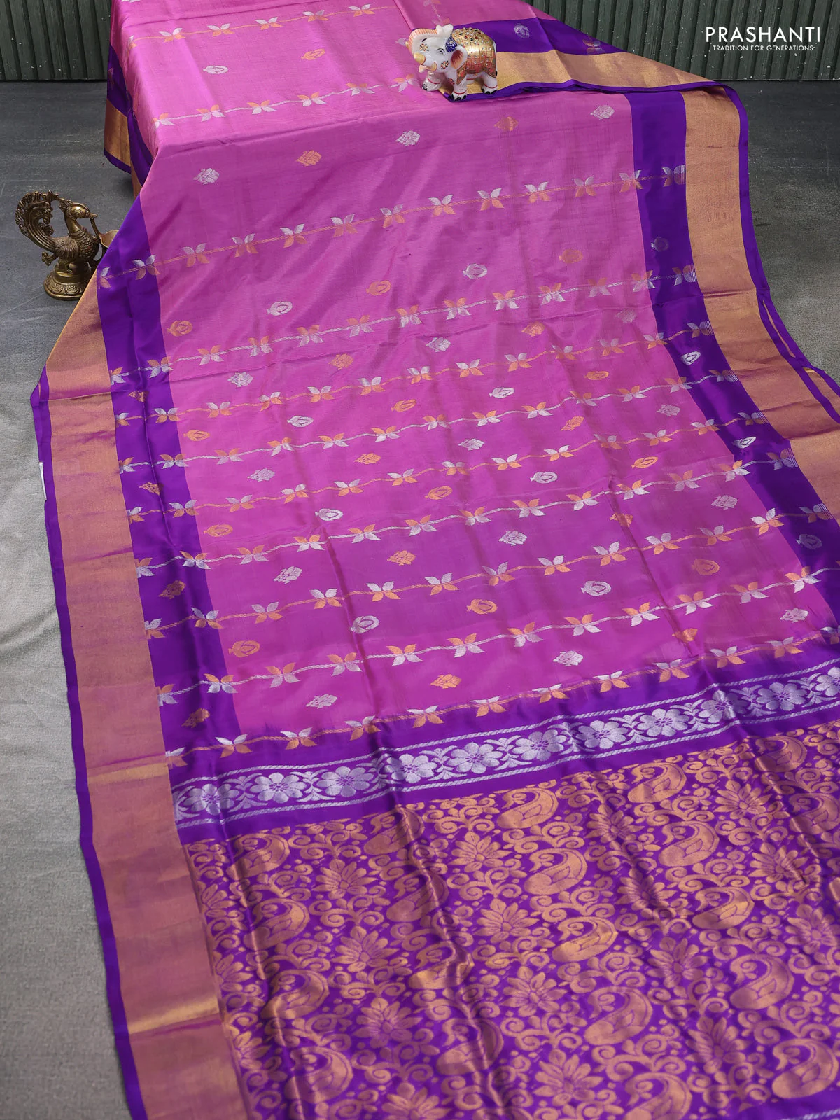 Pure uppada silk saree purple and violet with allover silver & gold zari weaves and zari woven border - Image 2