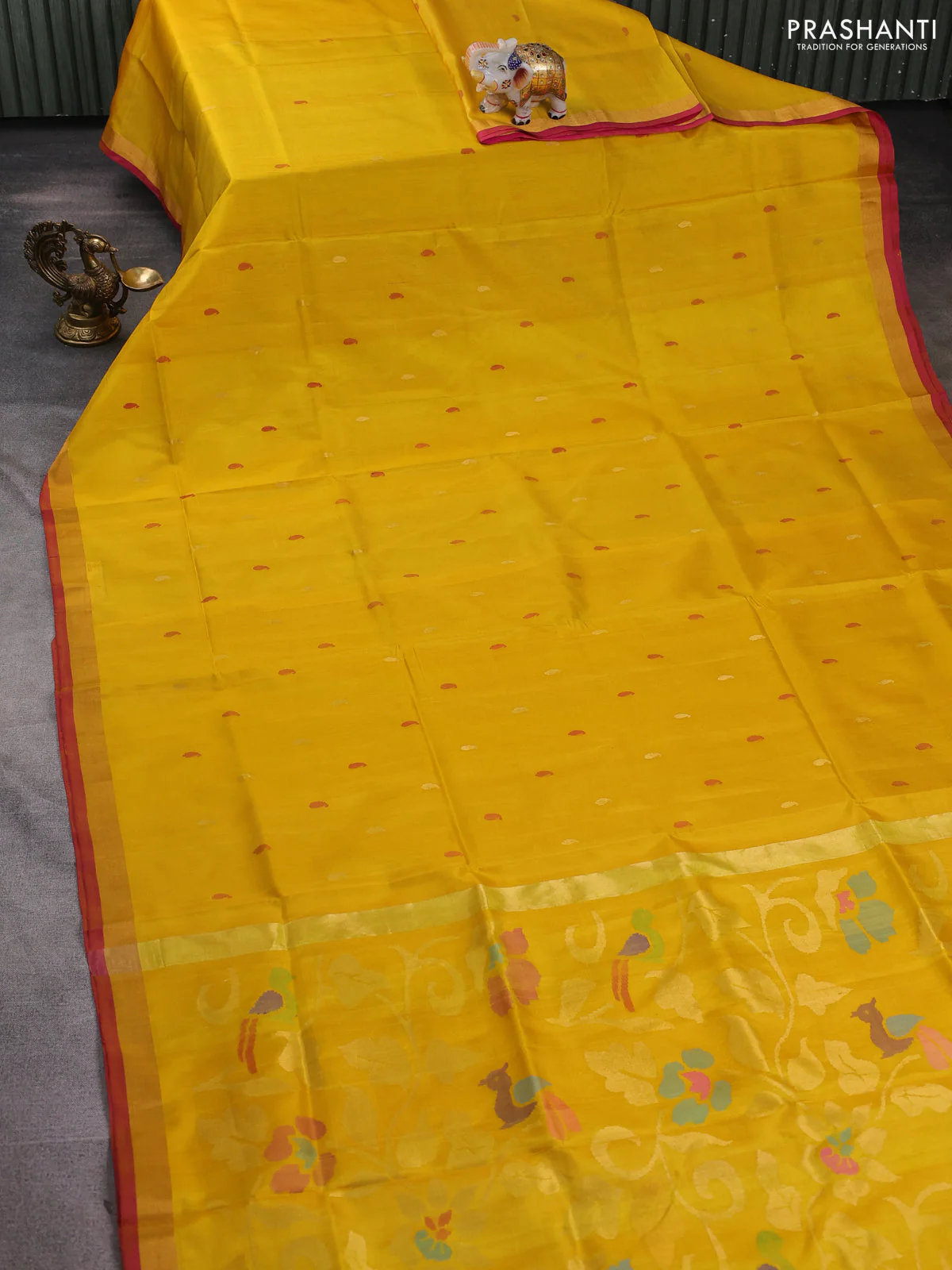 Pure uppada silk saree yellow and pink with thread & zari woven buttas and jamdhani design pallu - Image 2