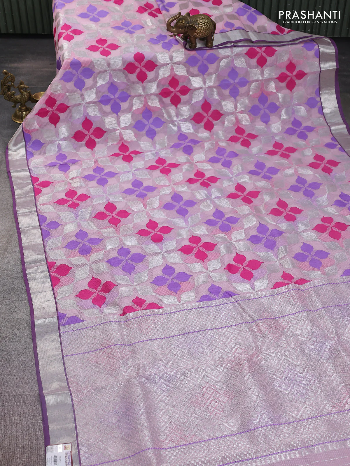 Pure zari kota silk saree baby pink and violet with thread & silver zari weaves and silver zari woven border - Image 2